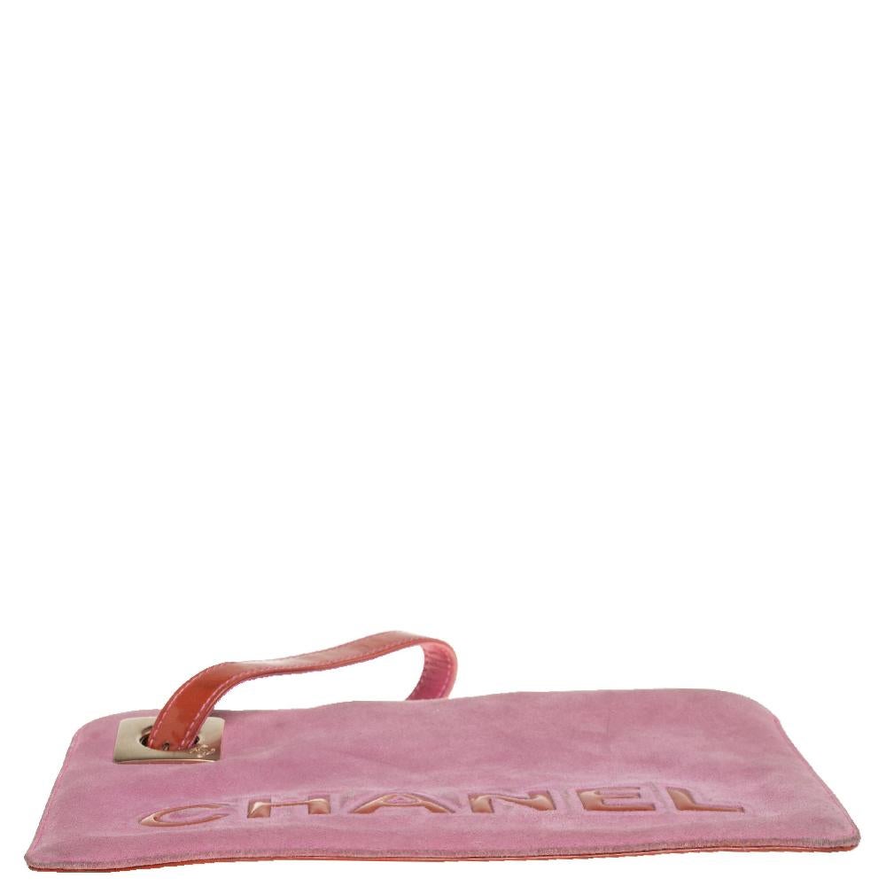Chanel Pink/Brown Suede and Patent Leather Camellia Wristlet Clutch In Good Condition In Dubai, Al Qouz 2