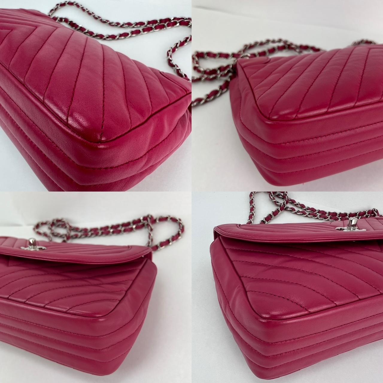Chanel Pink Calfskin Chevron Medium Round Flap Lambskin Shoulder Bag For Sale 1