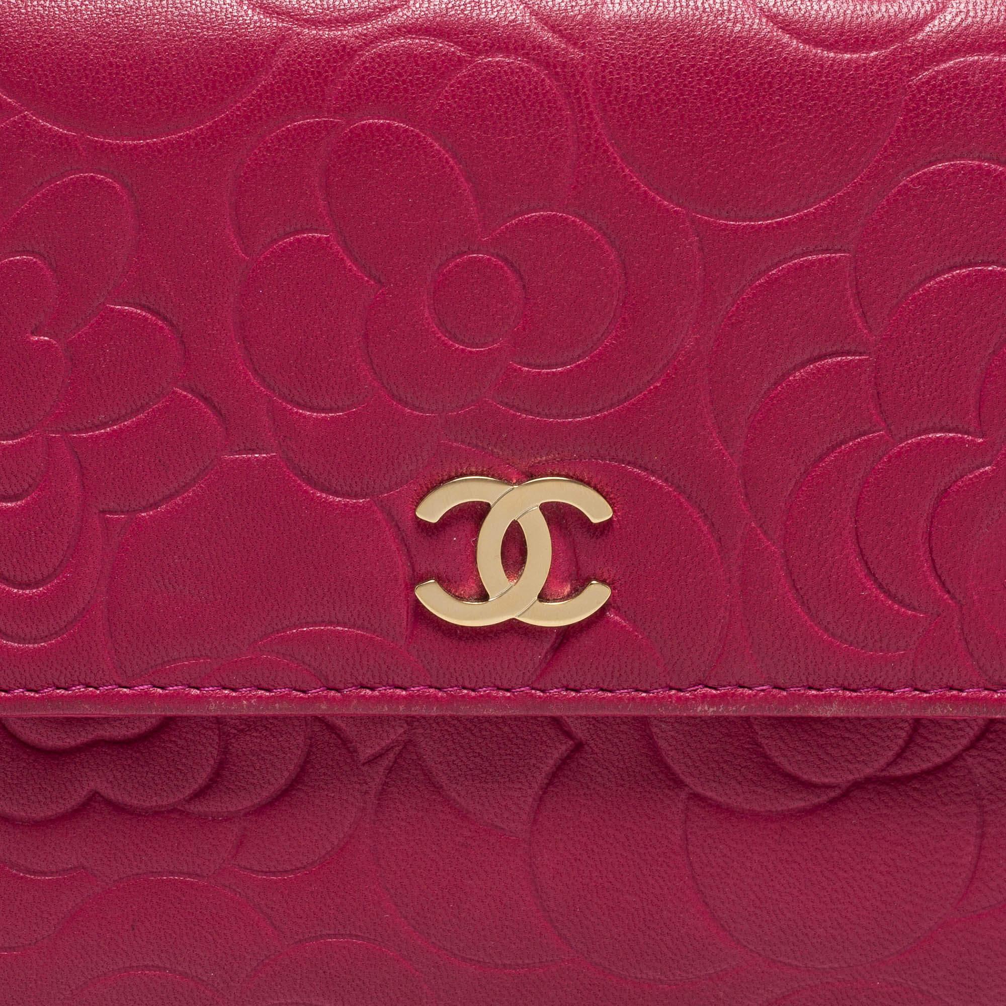 Women's Chanel Pink Camellia Embossed Leather CC Flap Wallet