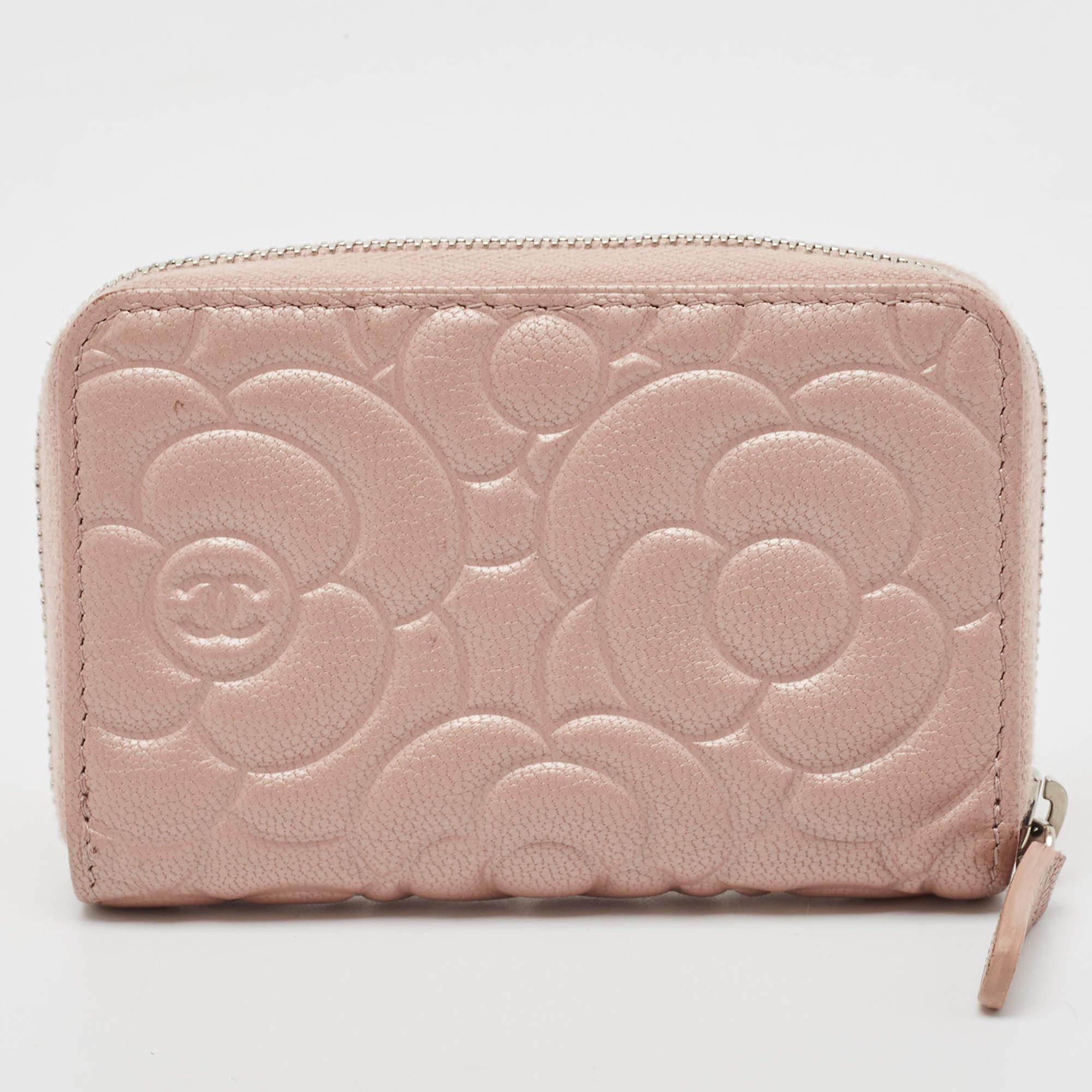 Chanel Pink Camellia Embossed Leather Zip Around Coin Purse In Excellent Condition For Sale In Dubai, Al Qouz 2