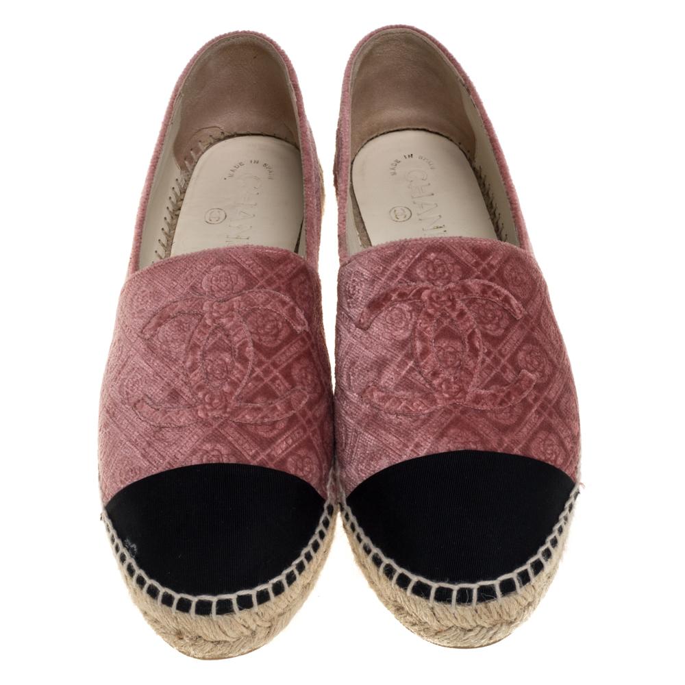 Brown Chanel Pink Camellia Embossed Velvet CC Cap Toe Espadrille Flats Size 40