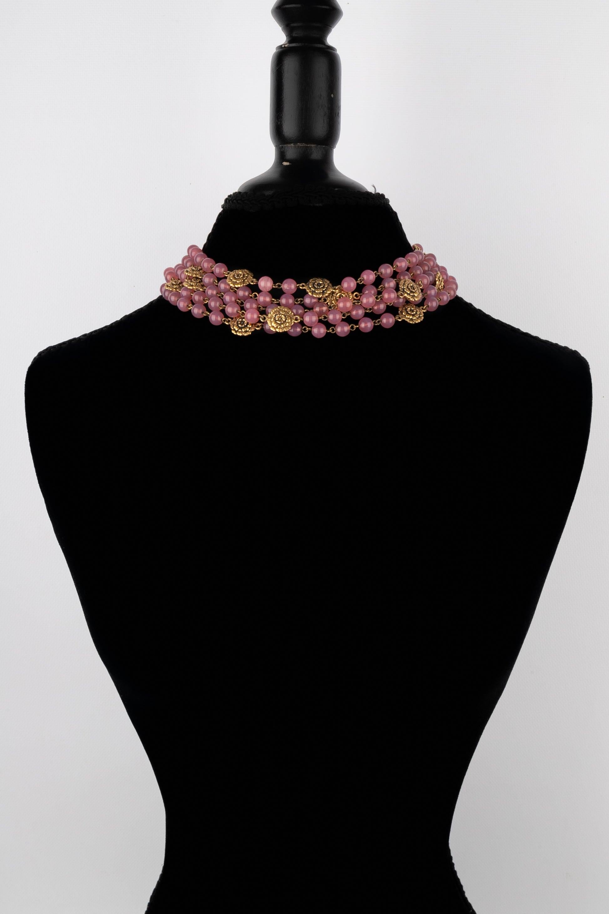 Collana Chanel Pink Camellia In condizioni ottime in vendita a SAINT-OUEN-SUR-SEINE, FR