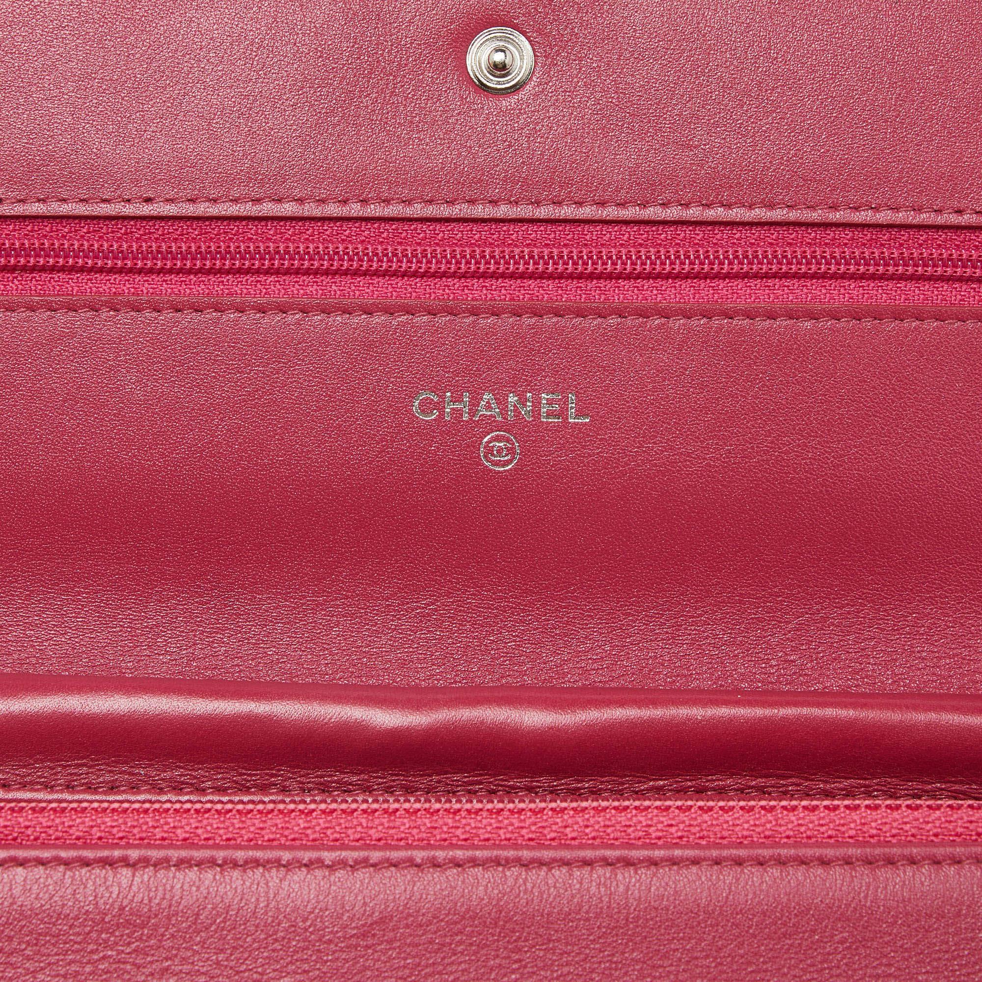 Chanel Pink Camellia Patent and Leather Wallet On Chain For Sale 5