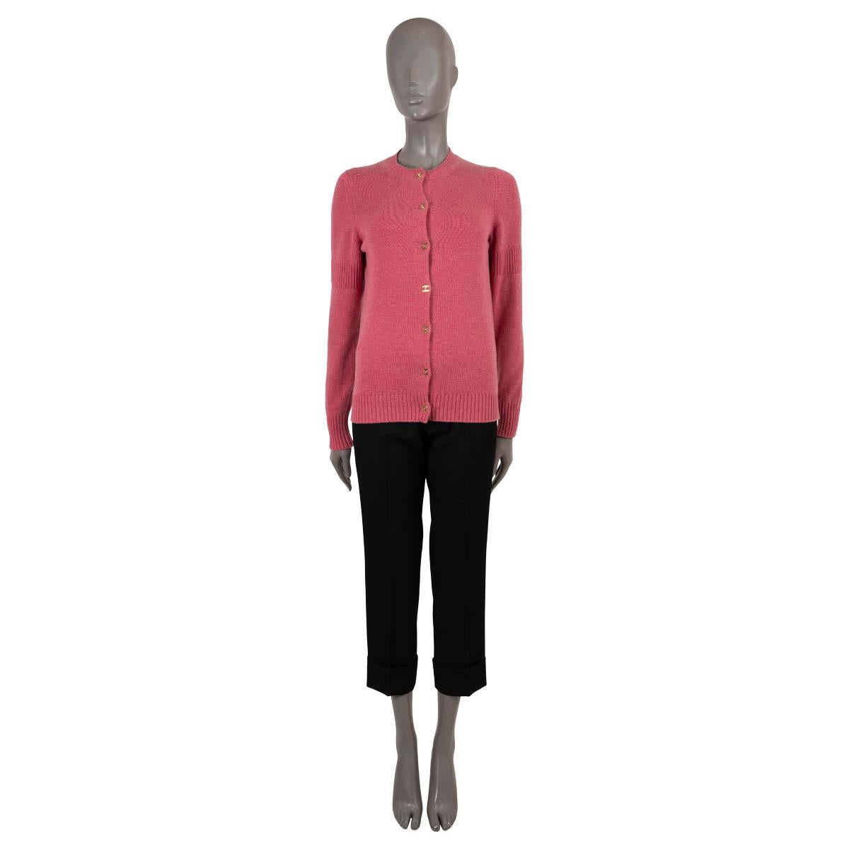 CHANEL pink cashmere 2009 09A CC TURNLOCK Cardigan Sweater 38 S For Sale 1