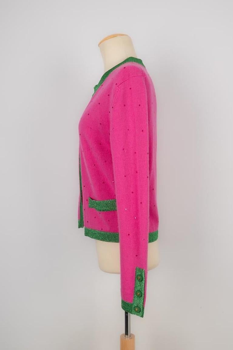 Chanel Pink Cashmere Cardigan Set, 1996 In Excellent Condition In SAINT-OUEN-SUR-SEINE, FR