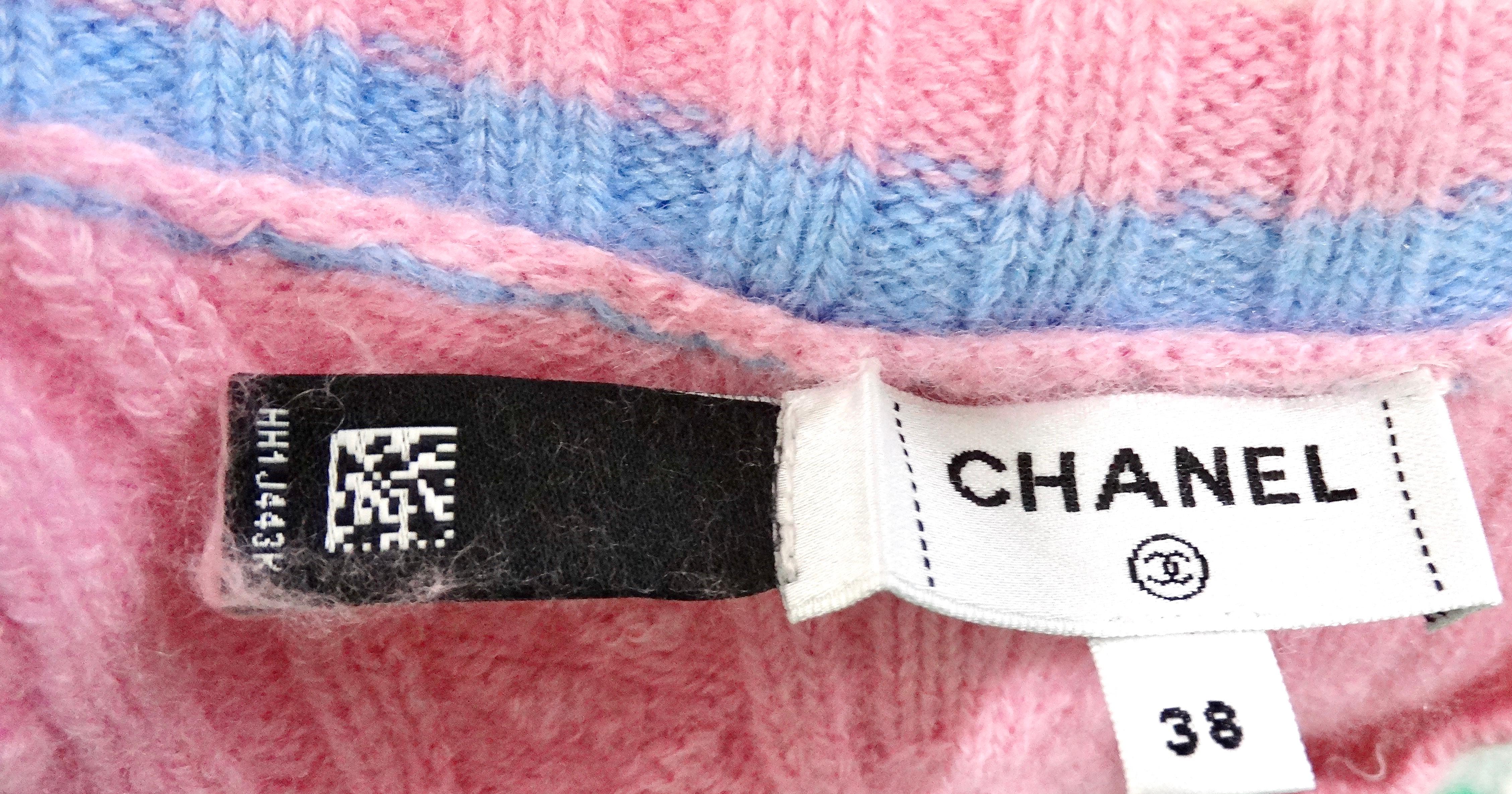 Maglione con scollo a V in misto cotone e cashmere rosa di Chanel in vendita 3