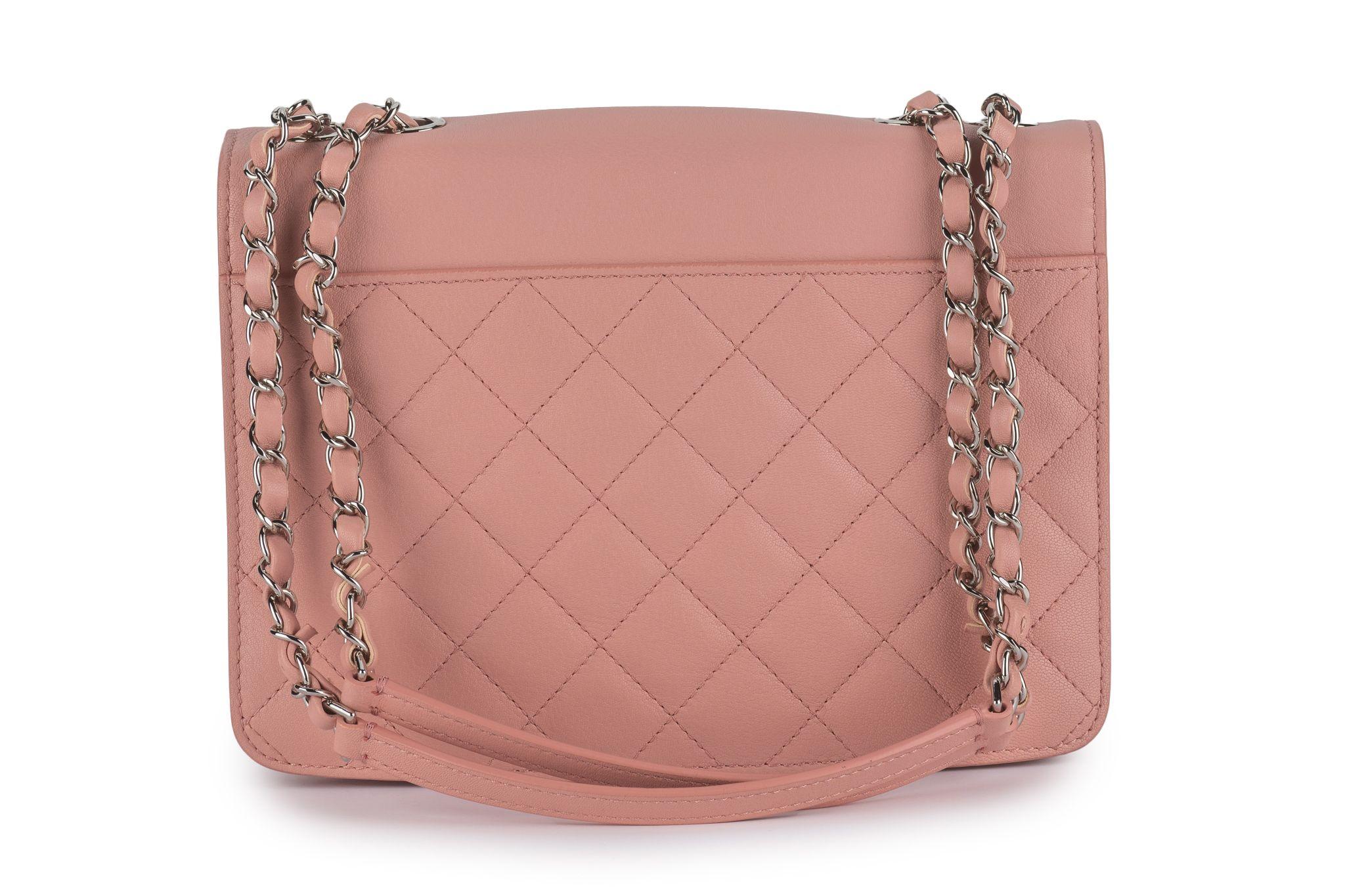 Sac boîte CC rose caviar Chanel Pour femmes en vente