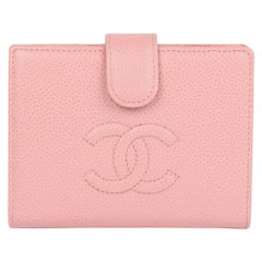 Cartera Compacta Intemporal Chanel de Piel de Cordero Caviar Rosa