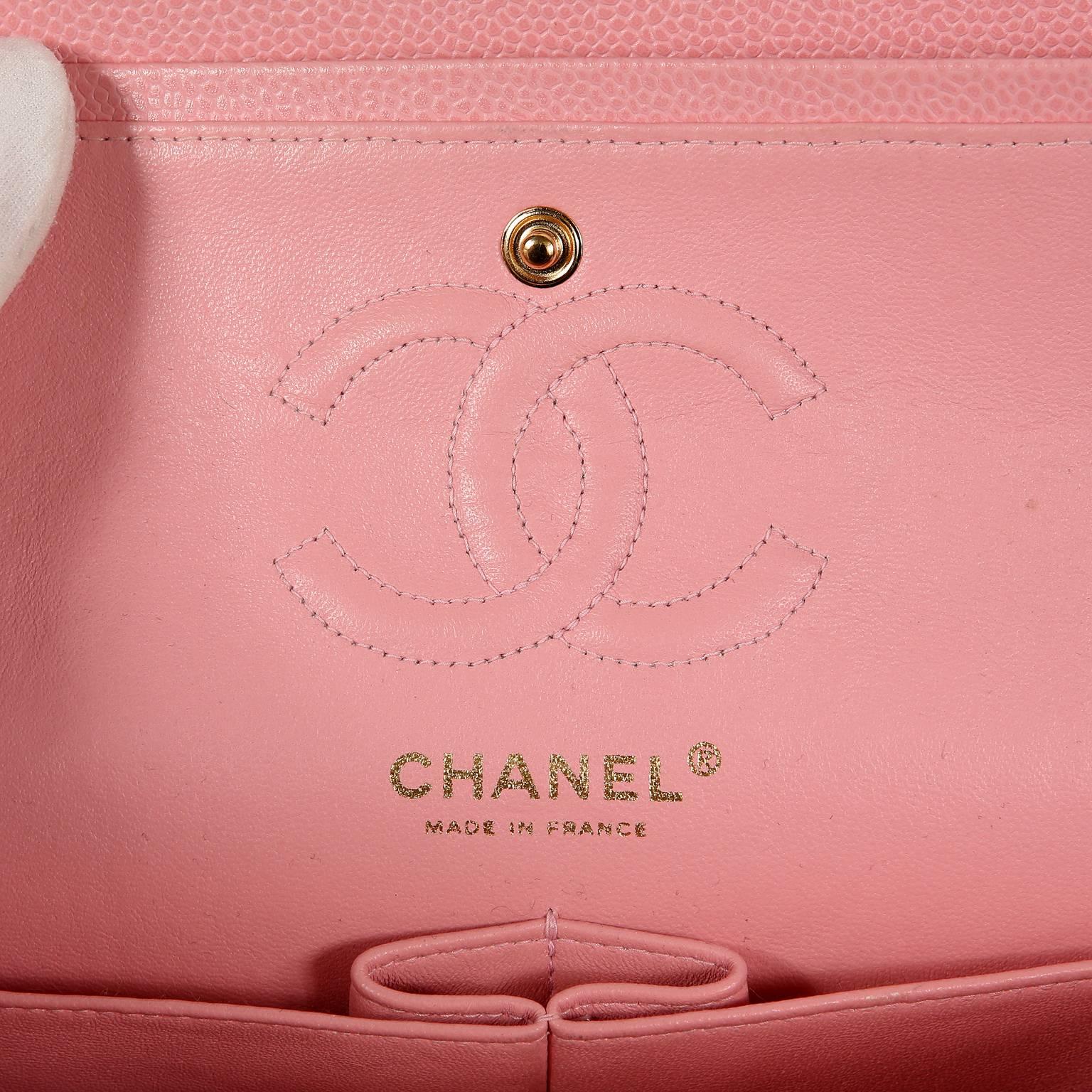Chanel Pink Caviar Medium Classic Flap Bag- Gold HW en vente 4