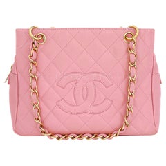 Petit sac fourre-tout Chanel rose caviar intemporel PTT 24 carats, 65400 carats