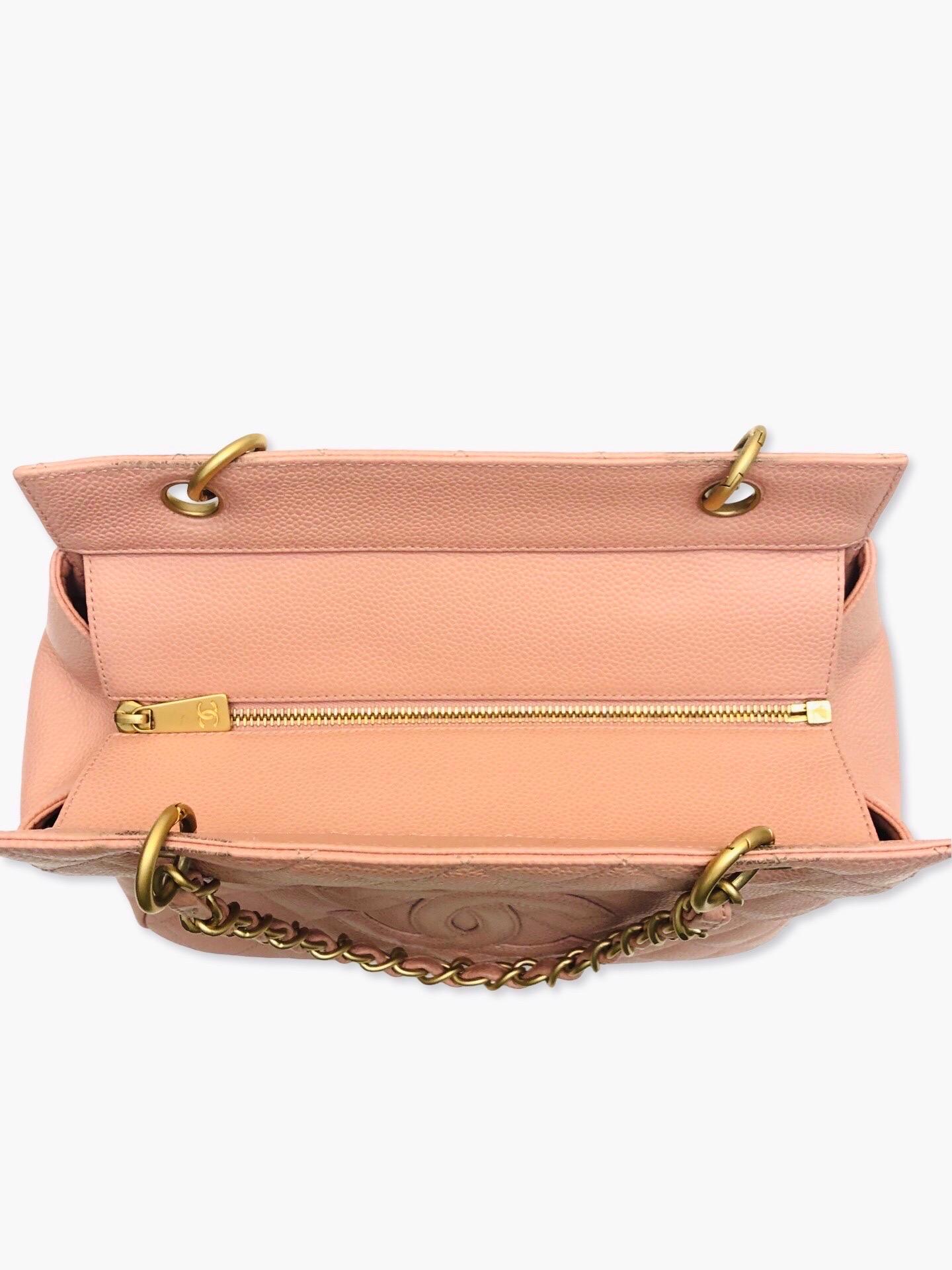 Chanel Pink Caviar Petite Timeless Tote Chain Bag In Excellent Condition For Sale In Sheung Wan, HK