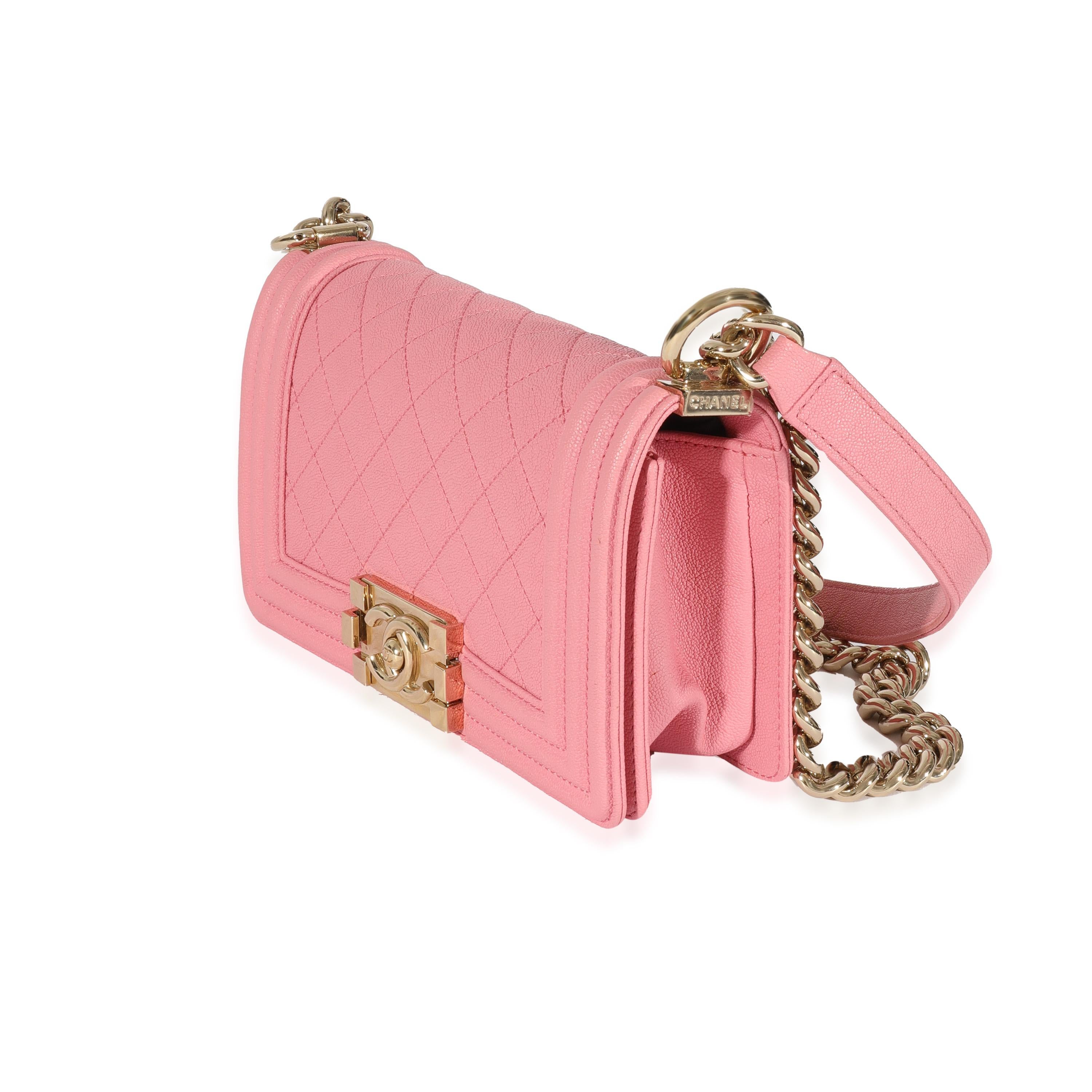 Chanel Pink Caviar Small Boy Bag In Excellent Condition In New York, NY