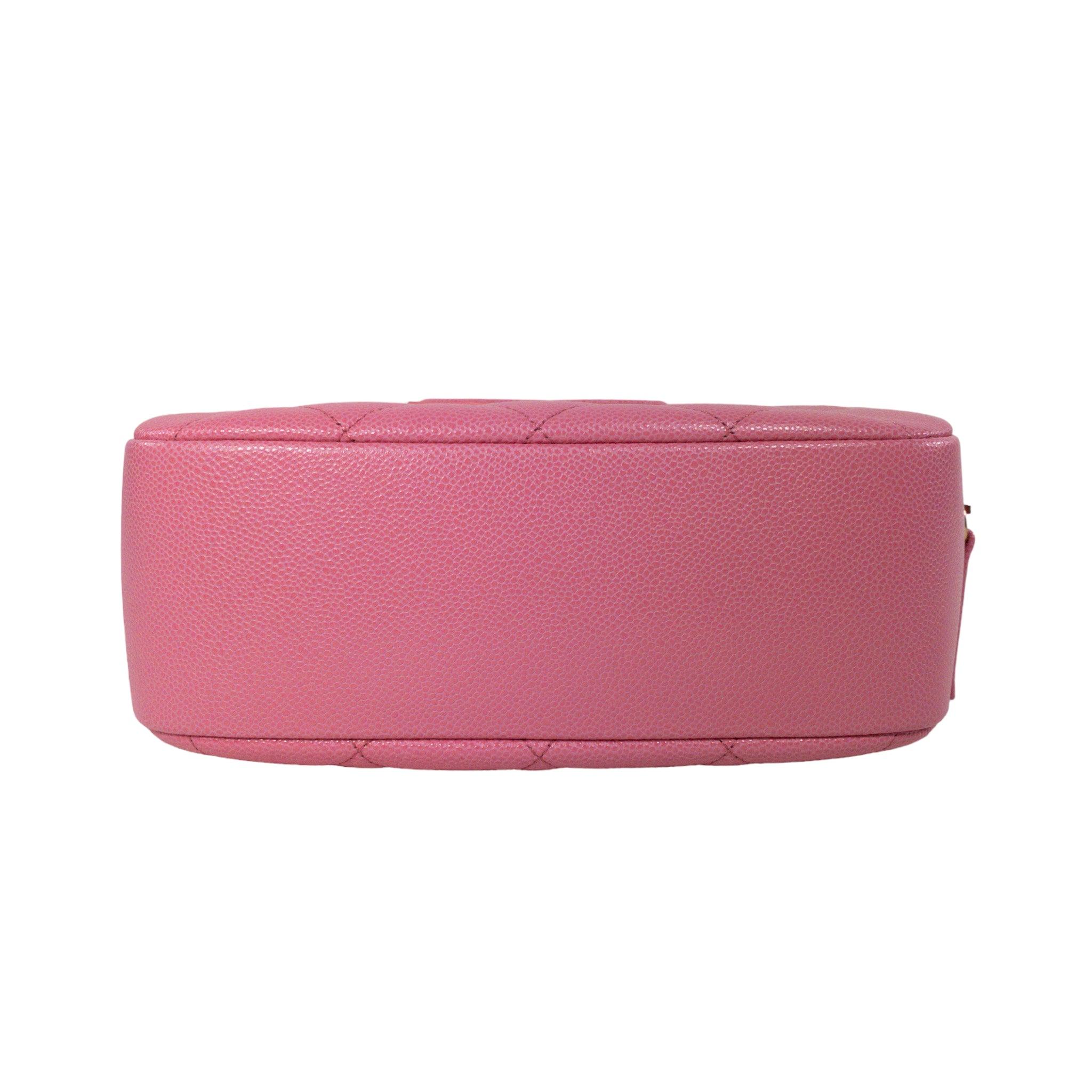 Chanel Pink Caviar Vanity Case  In Excellent Condition For Sale In Miami Beach, FL