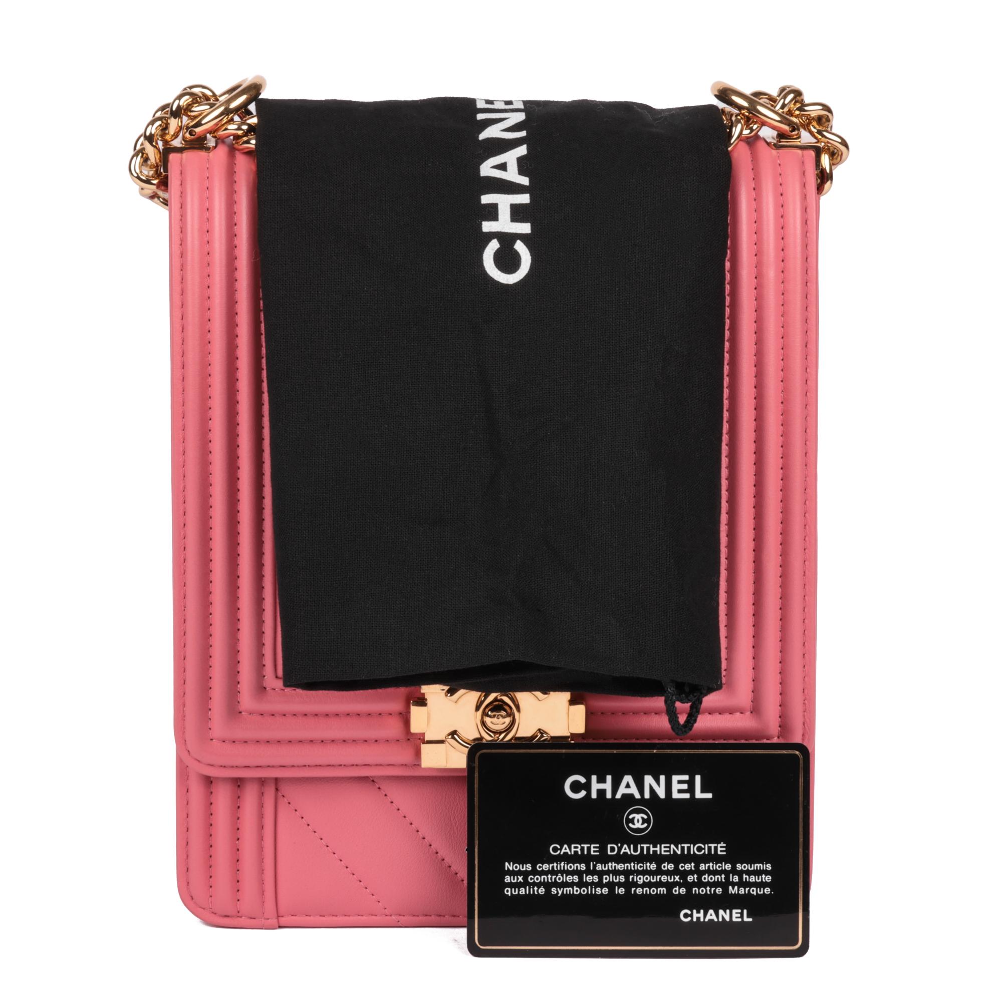 CHANEL Pink Chevron Quilted Lambskin North-South Le Boy For Sale 5