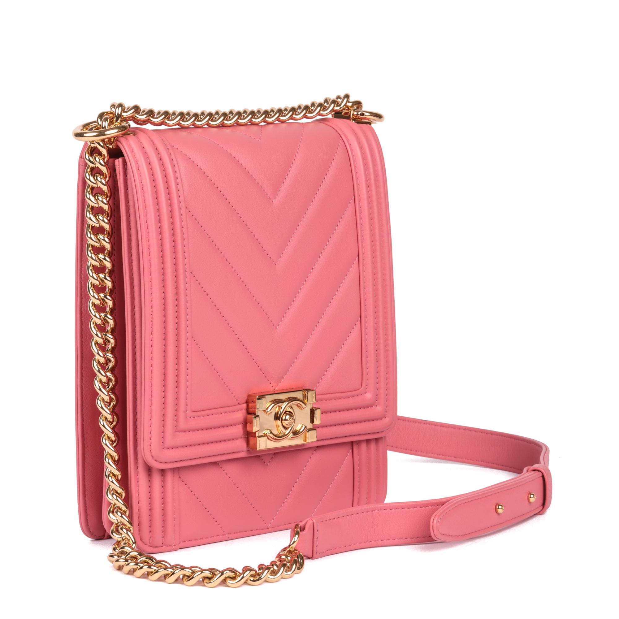 CHANEL
Pink Chevron Quilted Lambskin North-South Le Boy

Serial Number: 28144912
Age (Circa): 2019
Accompanied By: Chanel Dust Bag, Authenticity Card
Authenticity Details:  Authenticity Card, Serial Sticker (Made in Italy)
Gender: Ladies
Type: