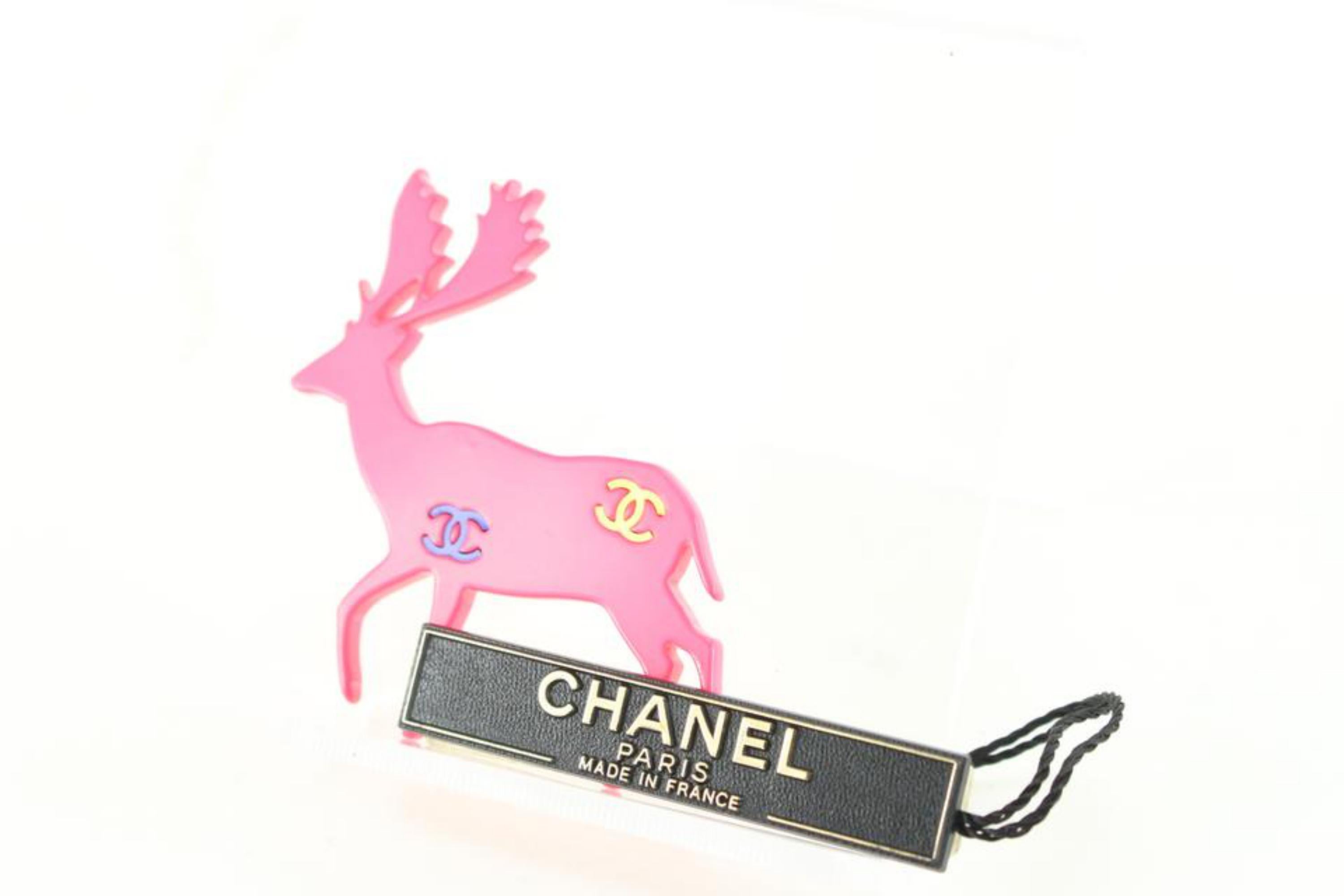 Chanel Pink Christmas Holiday CC Multicolor Reindeer Deer Brooch Pin 21cz76s For Sale 6