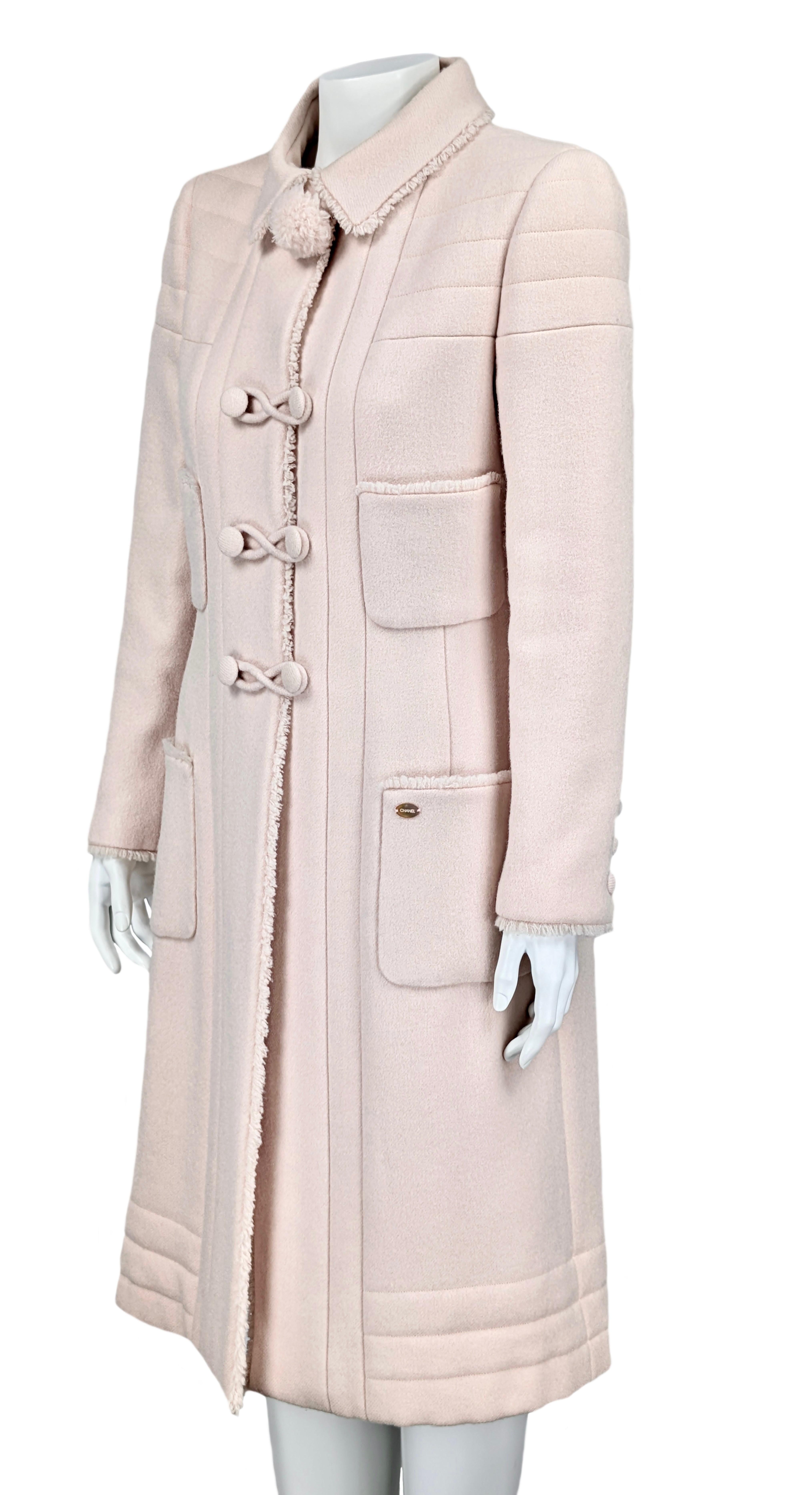 CHANEL abrigo rosa pre otoño 2006 París Nueva York en venta 1