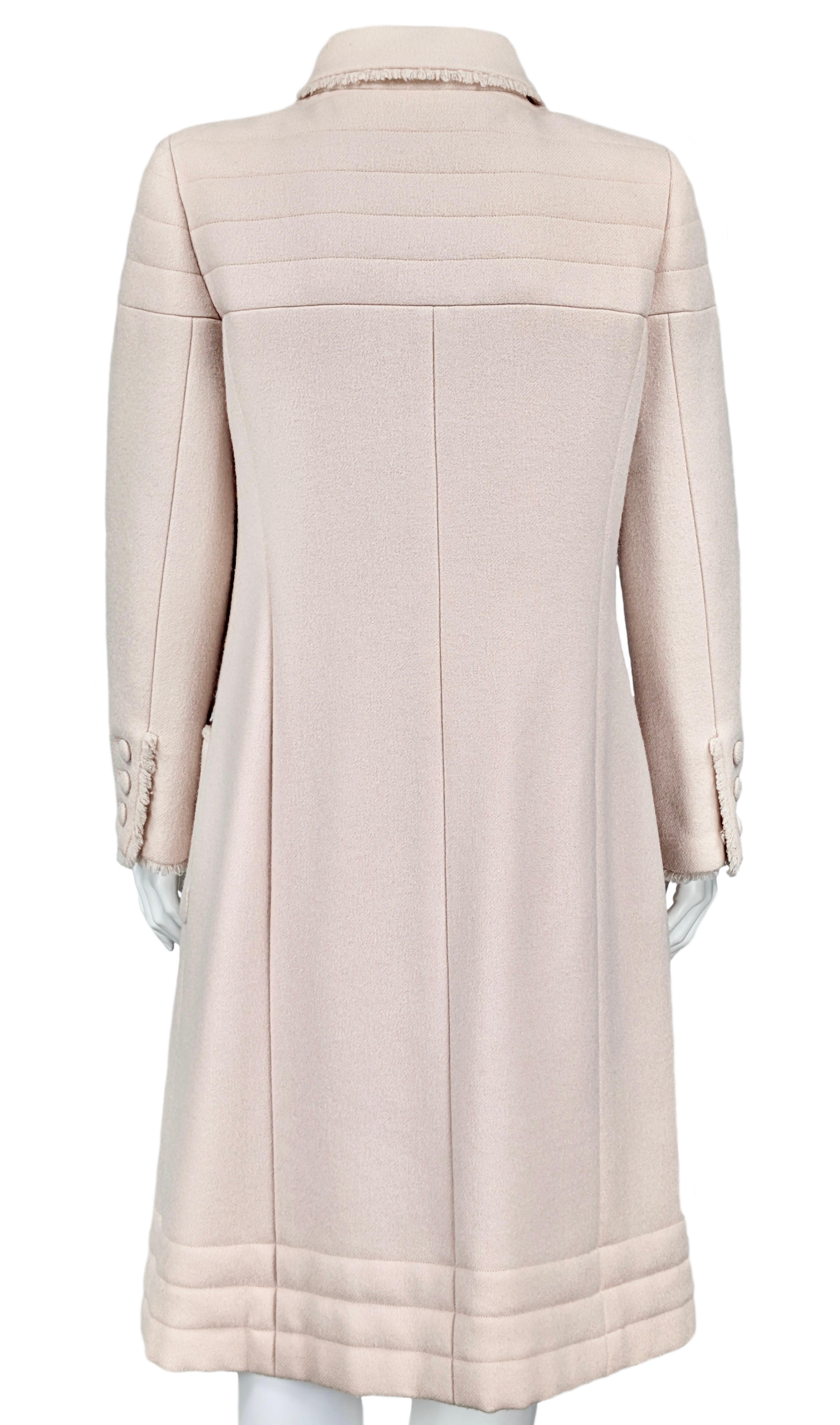 CHANEL abrigo rosa pre otoño 2006 París Nueva York en venta 4