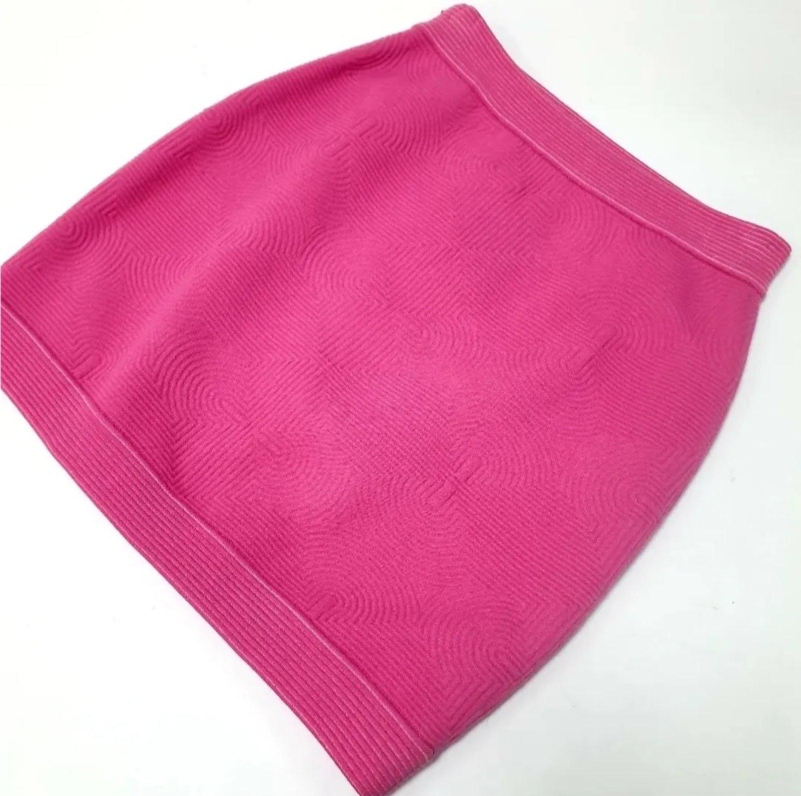 Chanel Pink Cotton Mini Skirt sz.40 For Sale 2