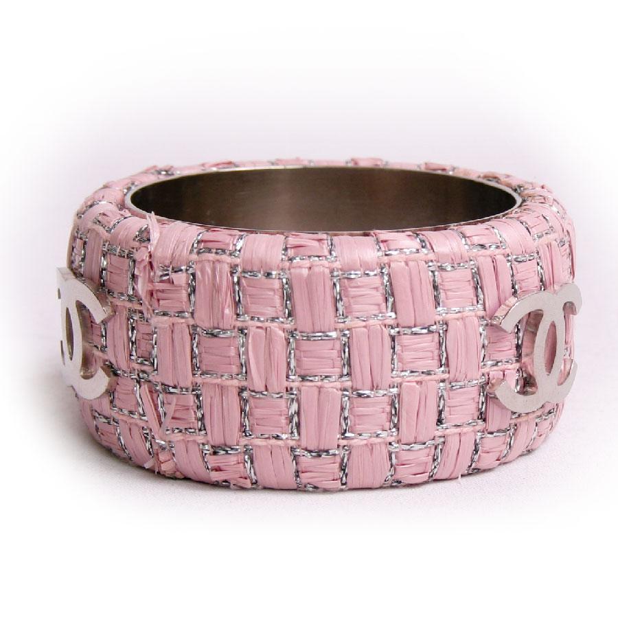 CHANEL Pink Cuff  In Good Condition In Paris, FR