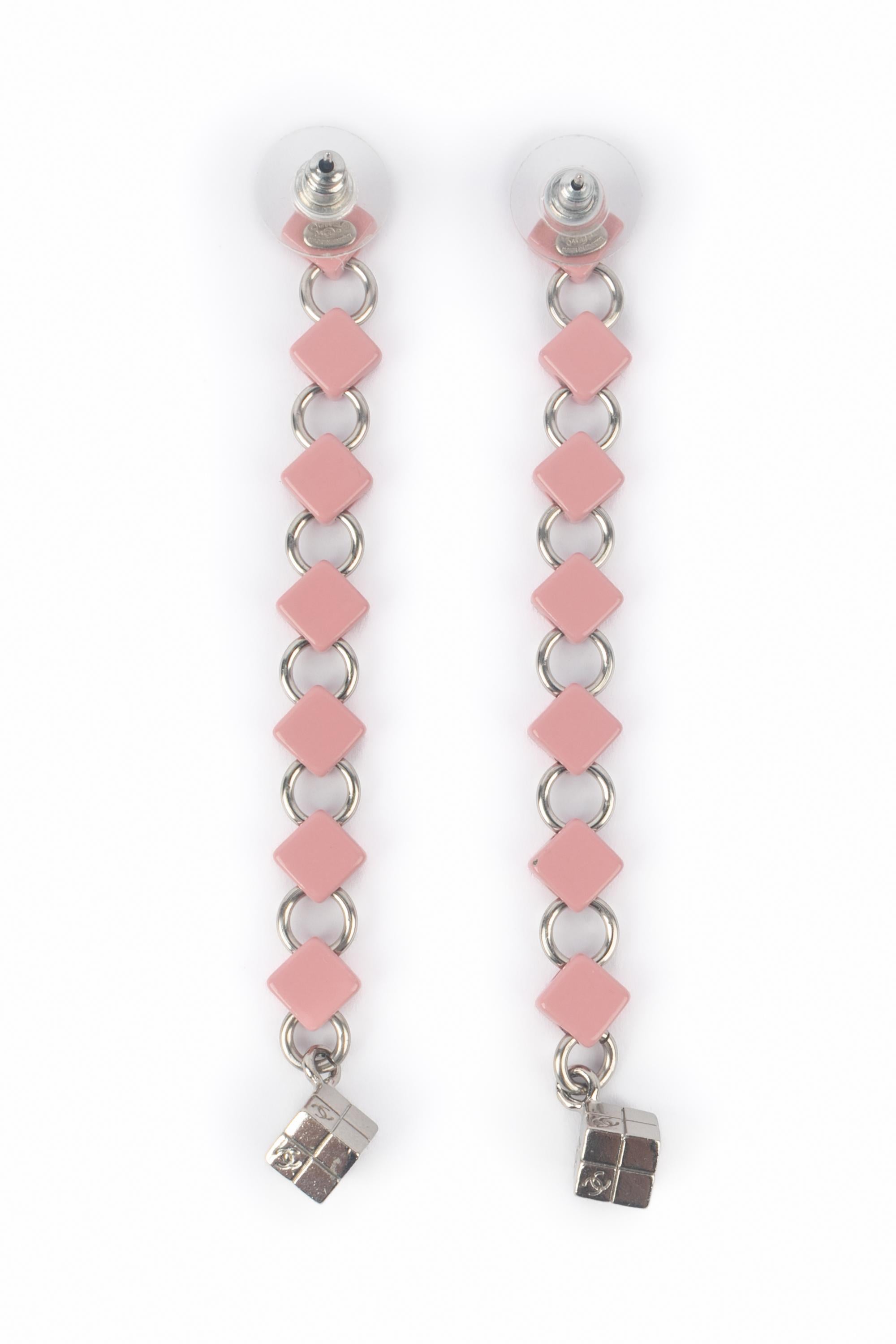 Donna Orecchini rosa Chanel 2004 in vendita