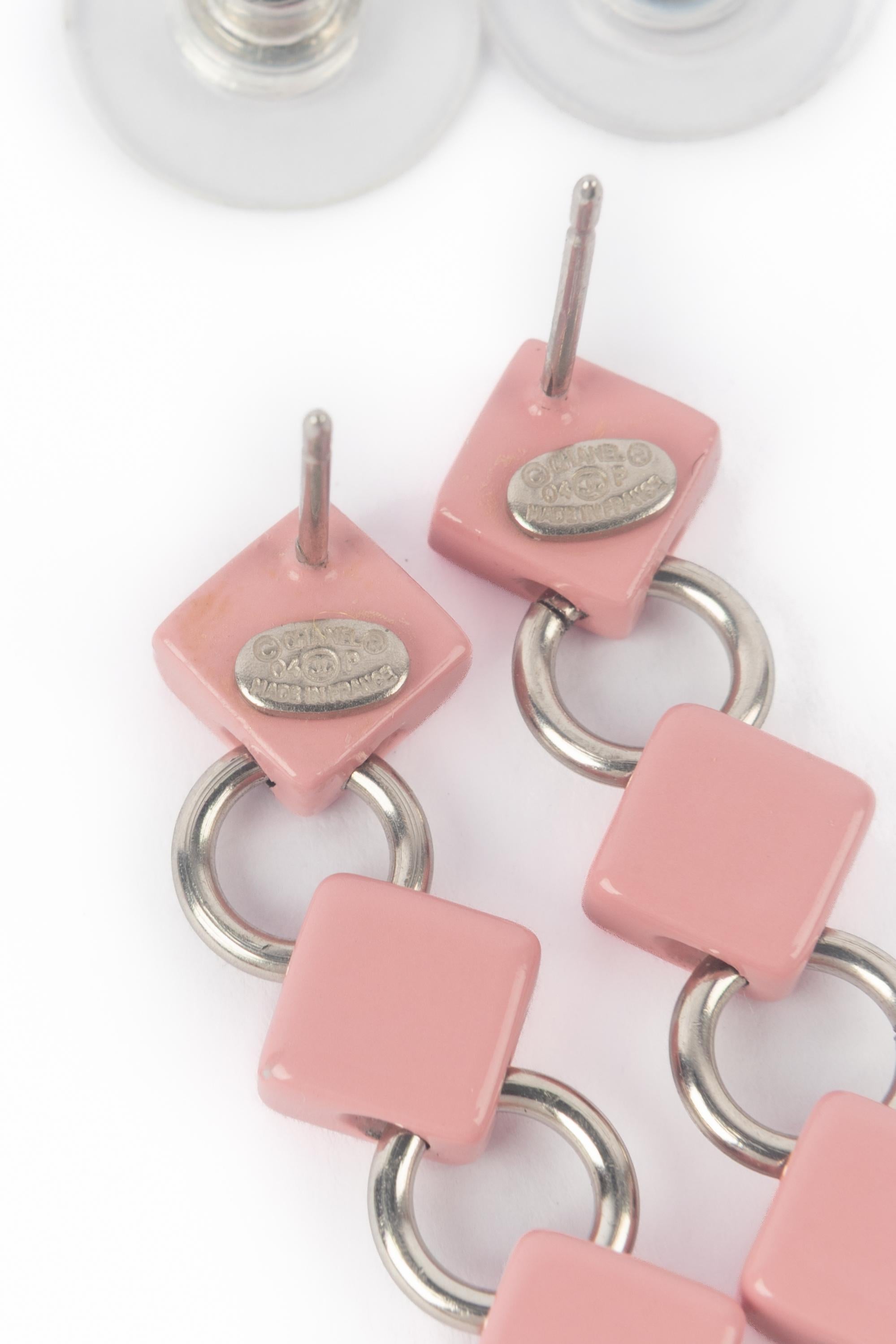 Orecchini rosa Chanel 2004 in vendita 3