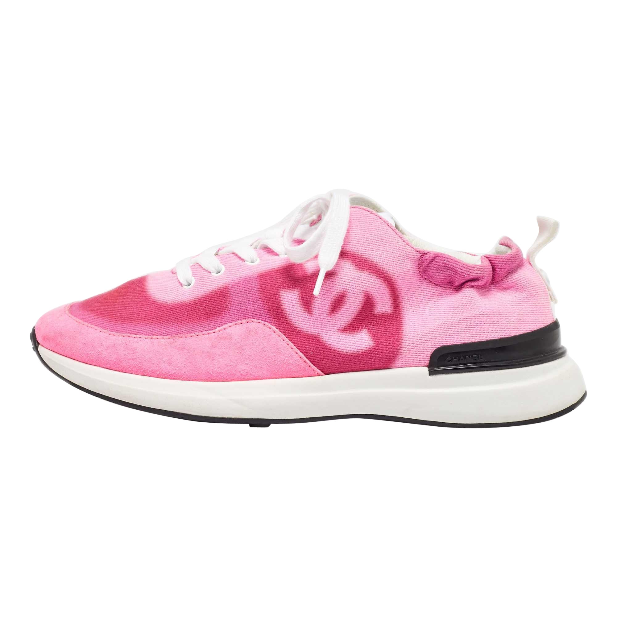 Chanel Pink Fabric and Suede Interlocking CC Low Top Sneakers Size 40