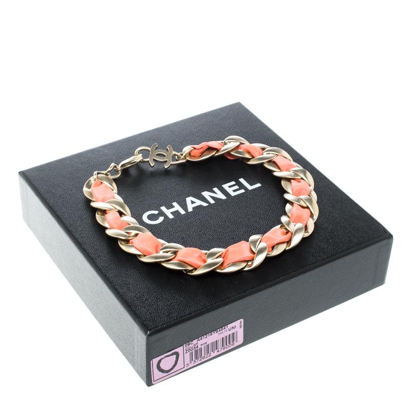 Women's Chanel Pink Fabric Gold Tone Chain Link Choker Necklace