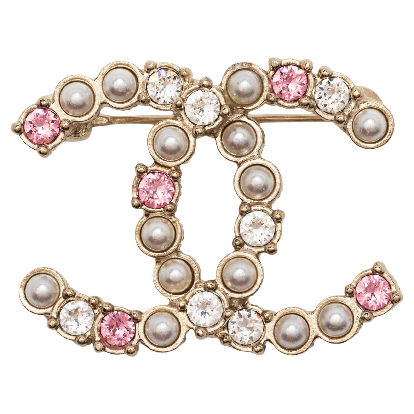 Chanel Pink Faux-Pearl Crystal Embellished CC Brooch For Sale