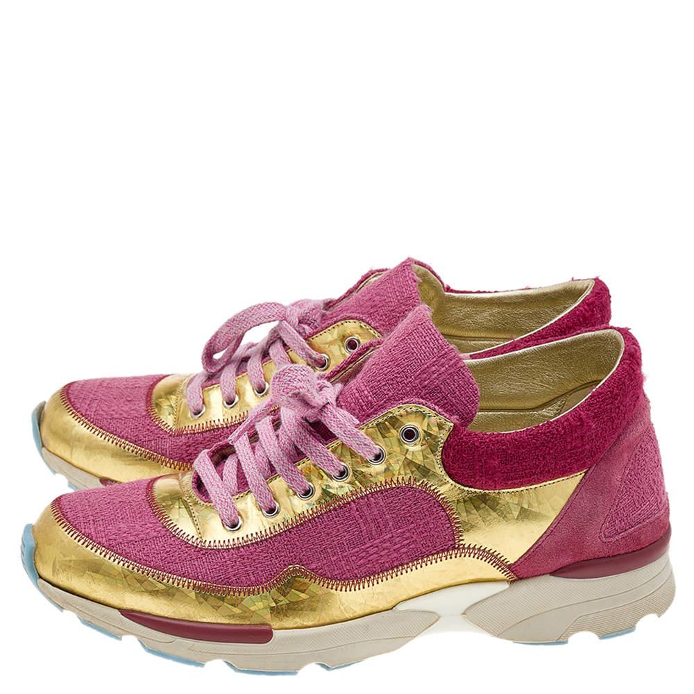 Women's Chanel Pink/Gold Tweed Fabric And Patent Leather CC Lace Up Sneakers Size 38 For Sale