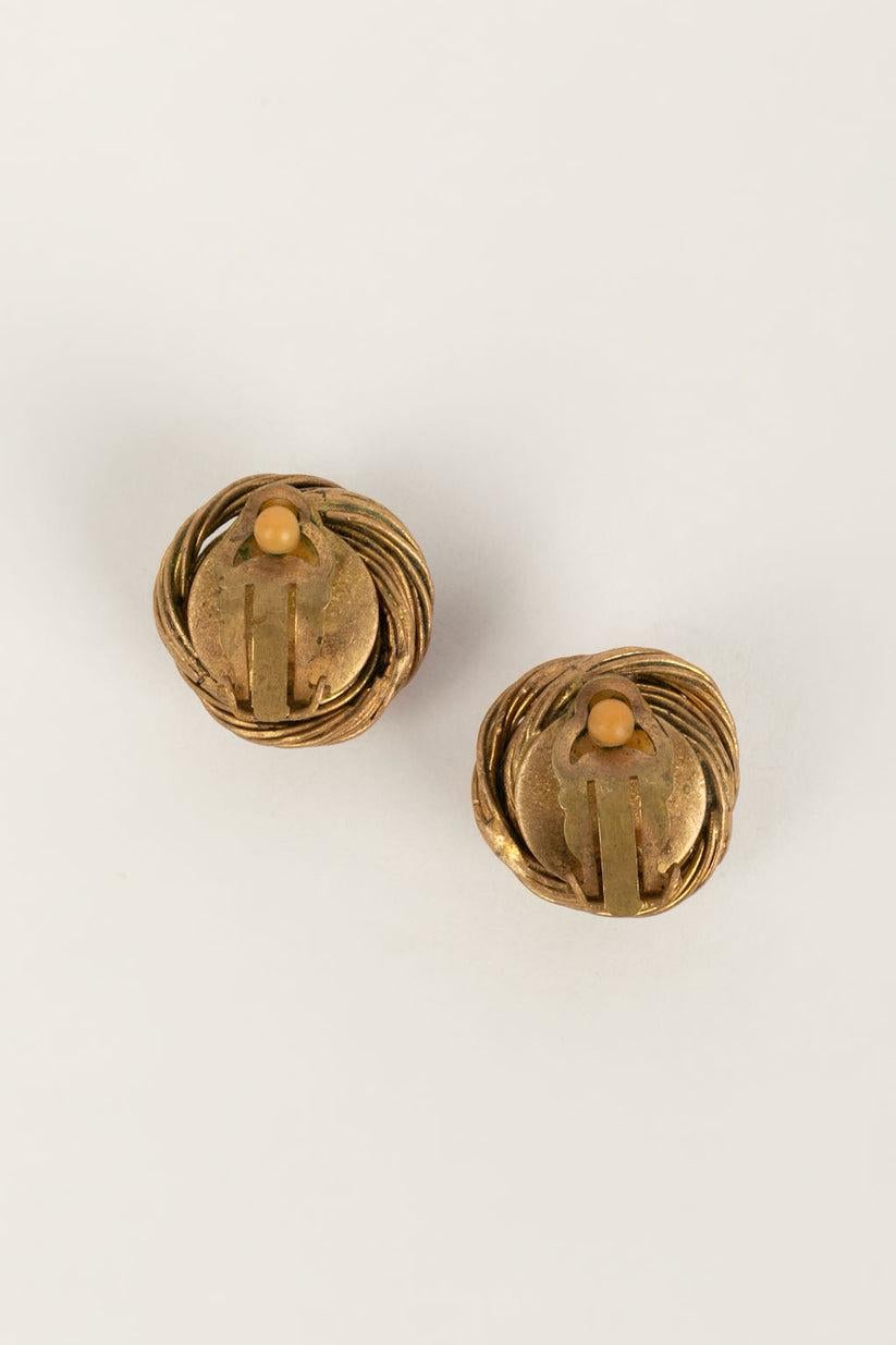 Women's Chanel Pink Golden Metal Earrings For Sale