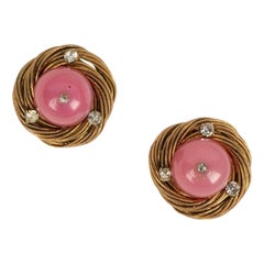 Chanel Pendientes de metal dorado rosa
