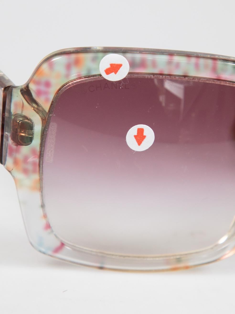 Chanel Pink & Green Oversized Square Sunglasses For Sale 3