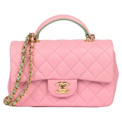 Chanel - Mini sac à rabat rectangulaire en cuir d'agneau matelassé rose et vert avec poignée supérieure