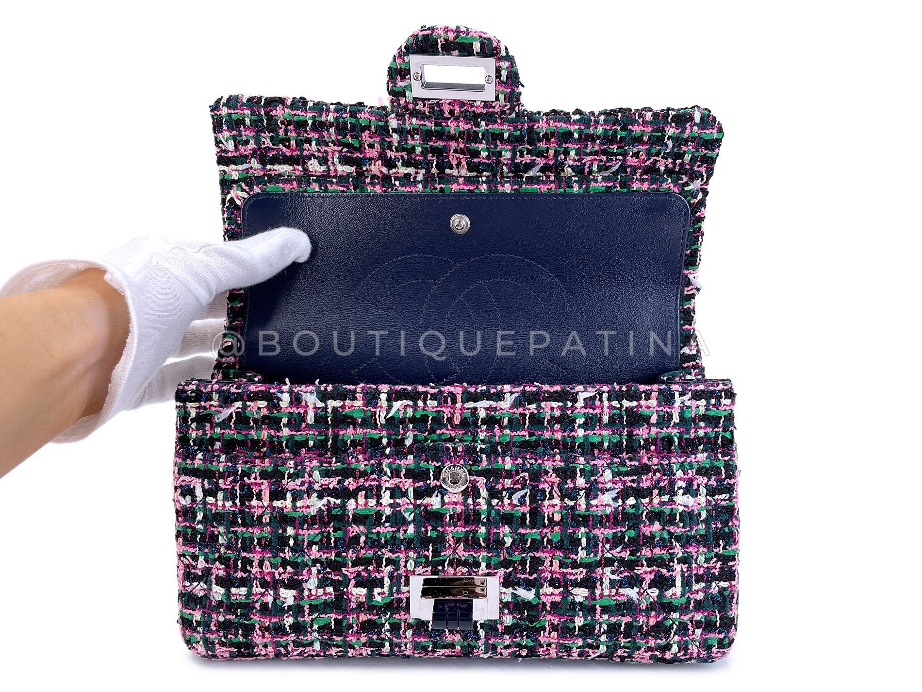 Chanel Pink Green Tweed 225 2.55 Reissue Flap Bag SHW 68554 For Sale 4