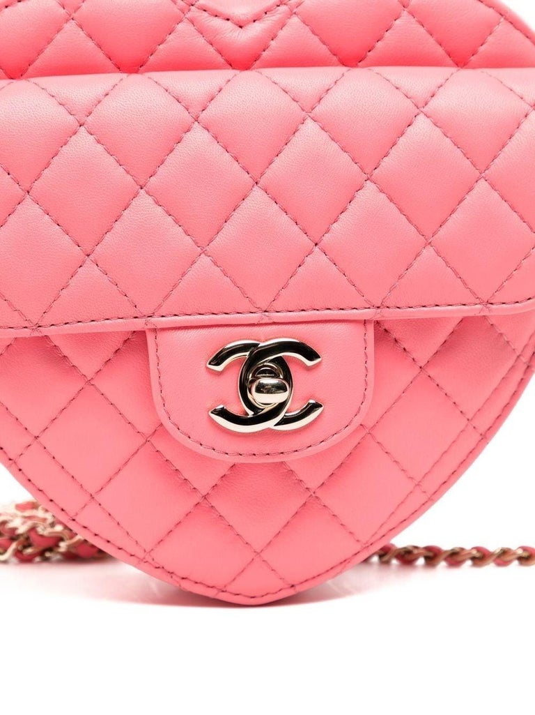 Chanel Pink Heart Bag SS22 For Sale at 1stDibs