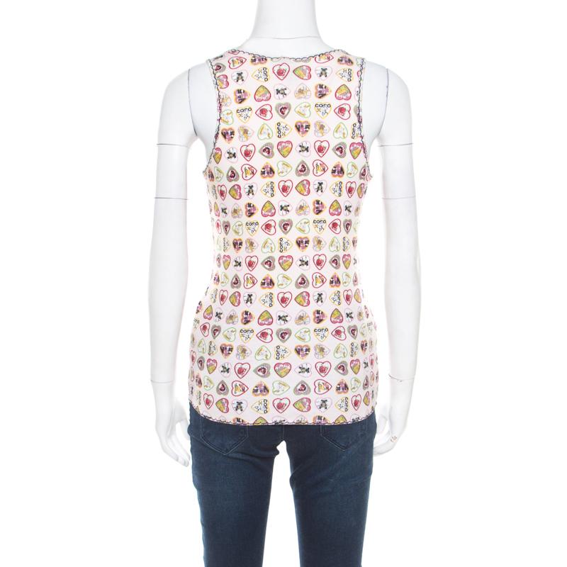 Chanel offers a diverse range of the best styles for all the divas out there. Tailored from cotton, this tank top is a perfect blend of comfort and fashion. You can never go wrong with this pink piece, decorated with heart prints all over.

