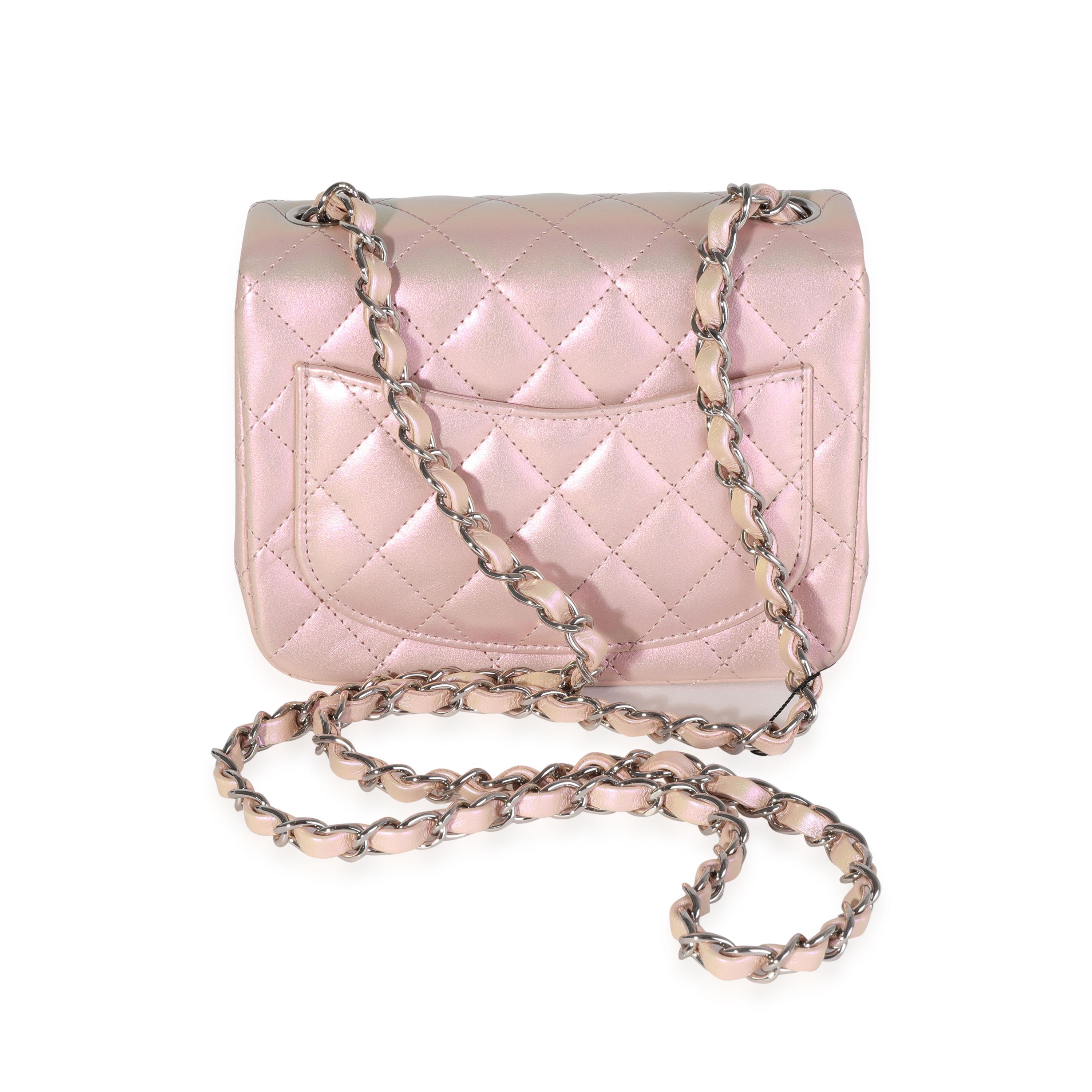 Bianco Borsa Chanel rosa iridescente trapuntata in pelle di vitello quadrata Mini Classic Flap