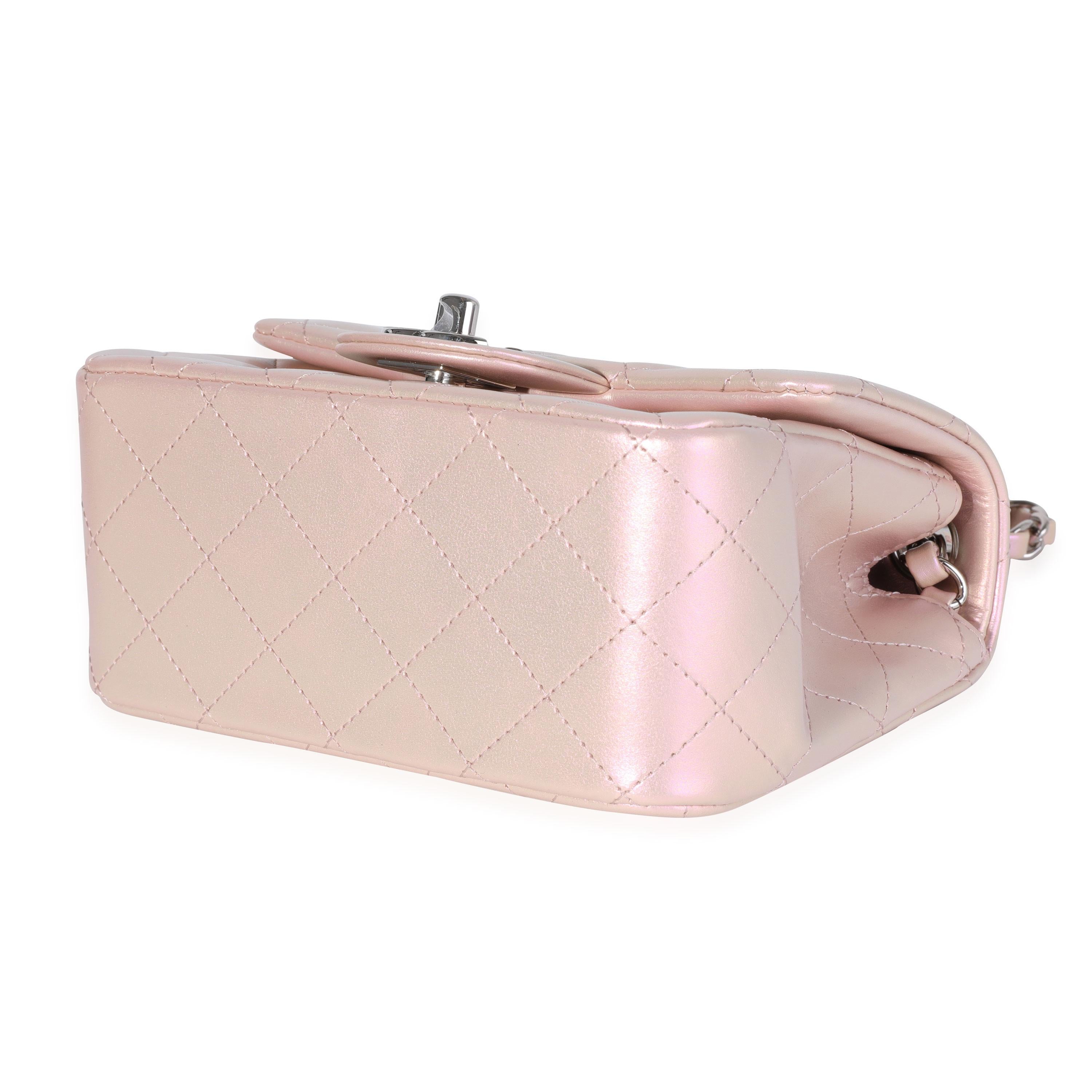 Borsa Chanel rosa iridescente trapuntata in pelle di vitello quadrata Mini Classic Flap 2