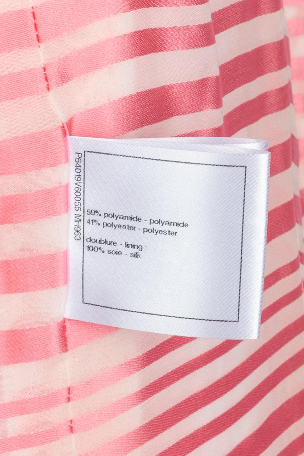 Giacca rosa Chanel Primavera 2020 in vendita 7