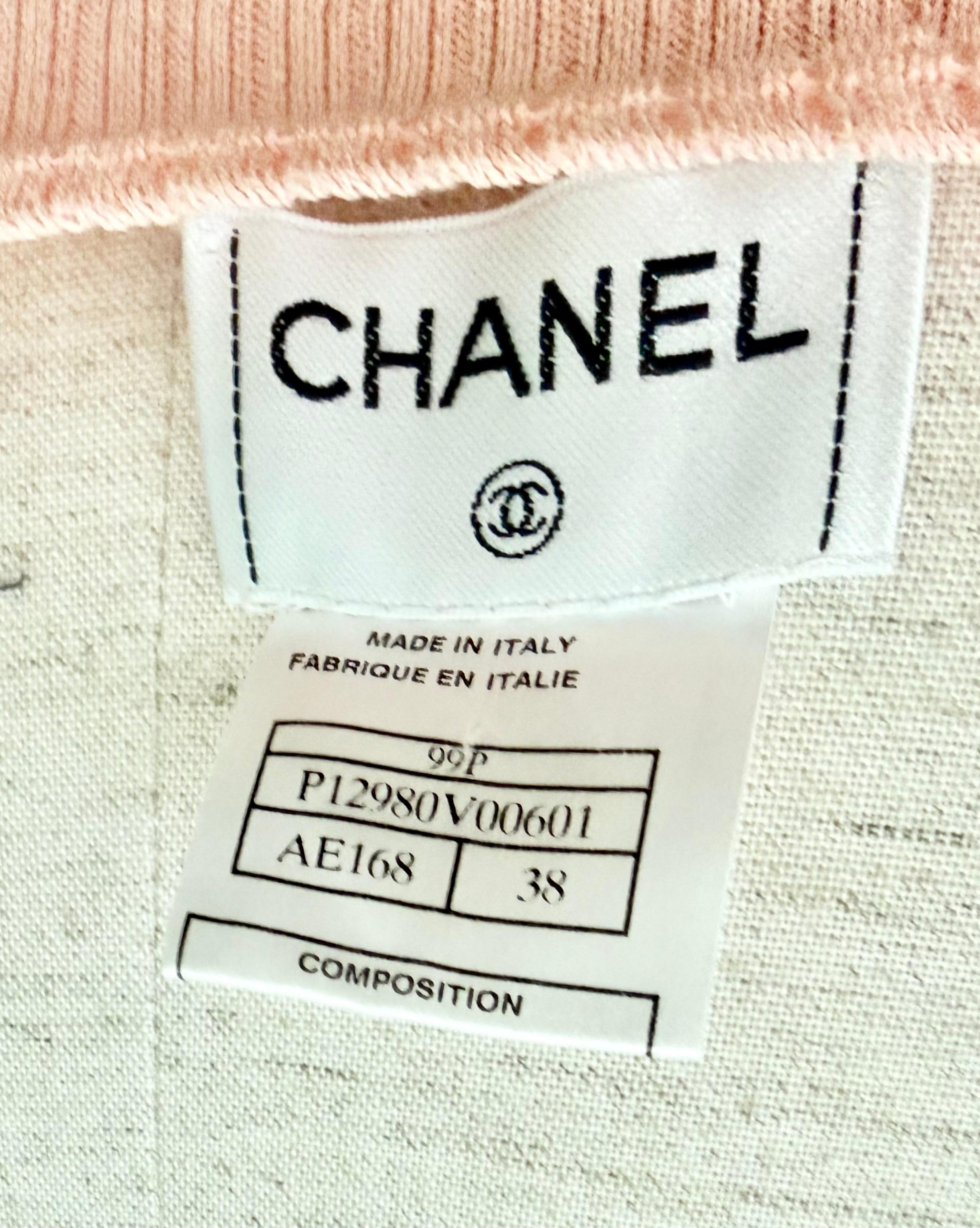 Débardeur en maille rose de Chanel en vente 1