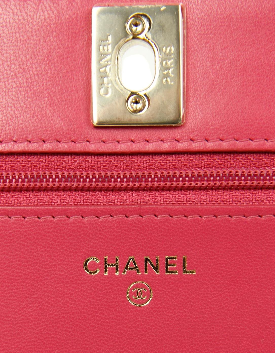 Chanel Pink Lambskin Chevron Quilted Trendy CC Wallet On Chain WOC Crossbody Bag For Sale 7