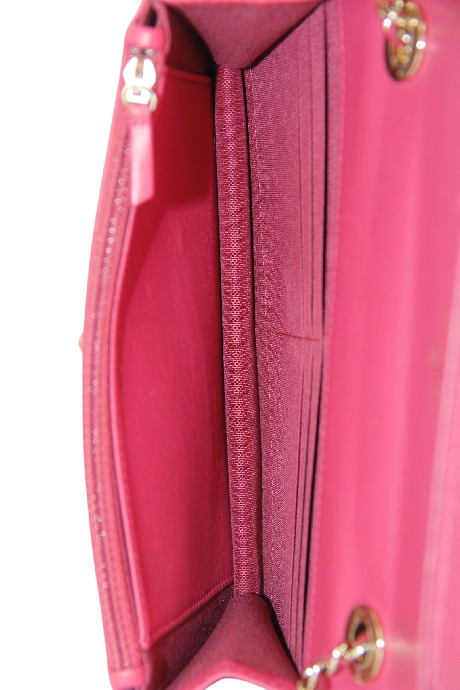 Chanel Pink Lambskin Chevron Quilted Trendy CC Wallet On Chain WOC Crossbody Bag For Sale 3