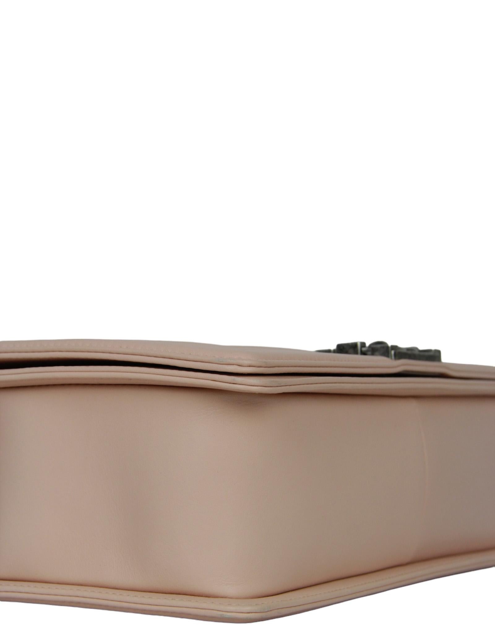 Women's Chanel Pink/Ruthenium Lambskin Leather New Medium Boy Bag For Sale