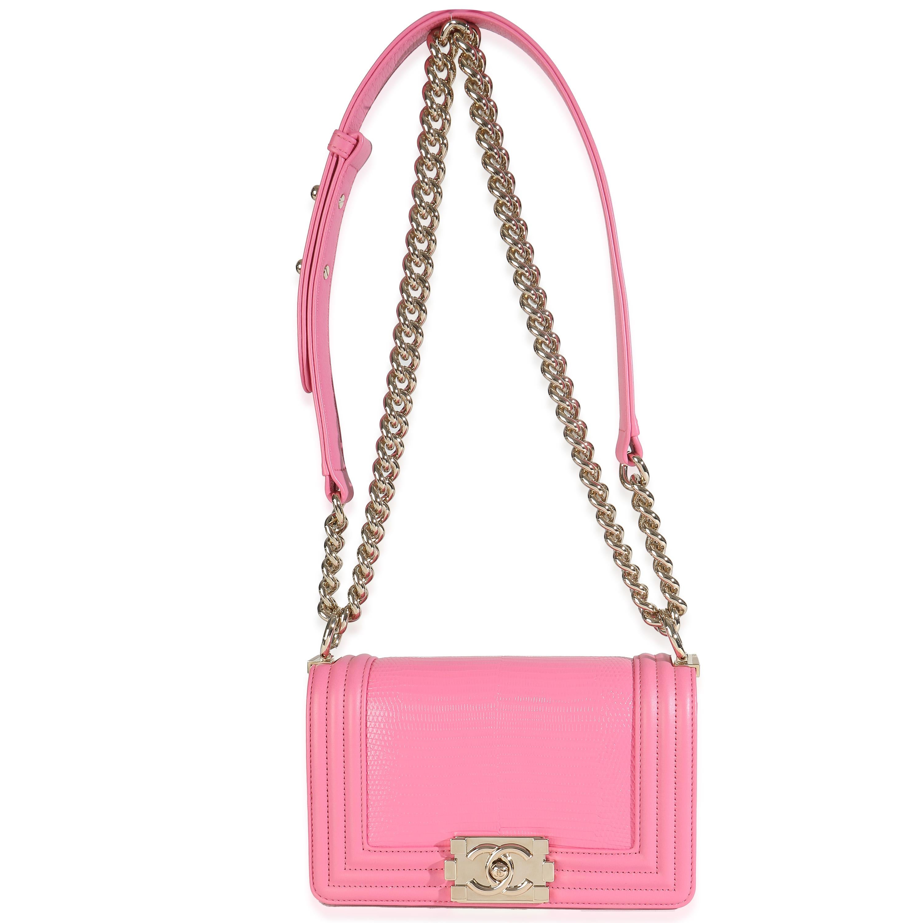Chanel - Petit sac à main en lézard d'agneau rose en vente 1