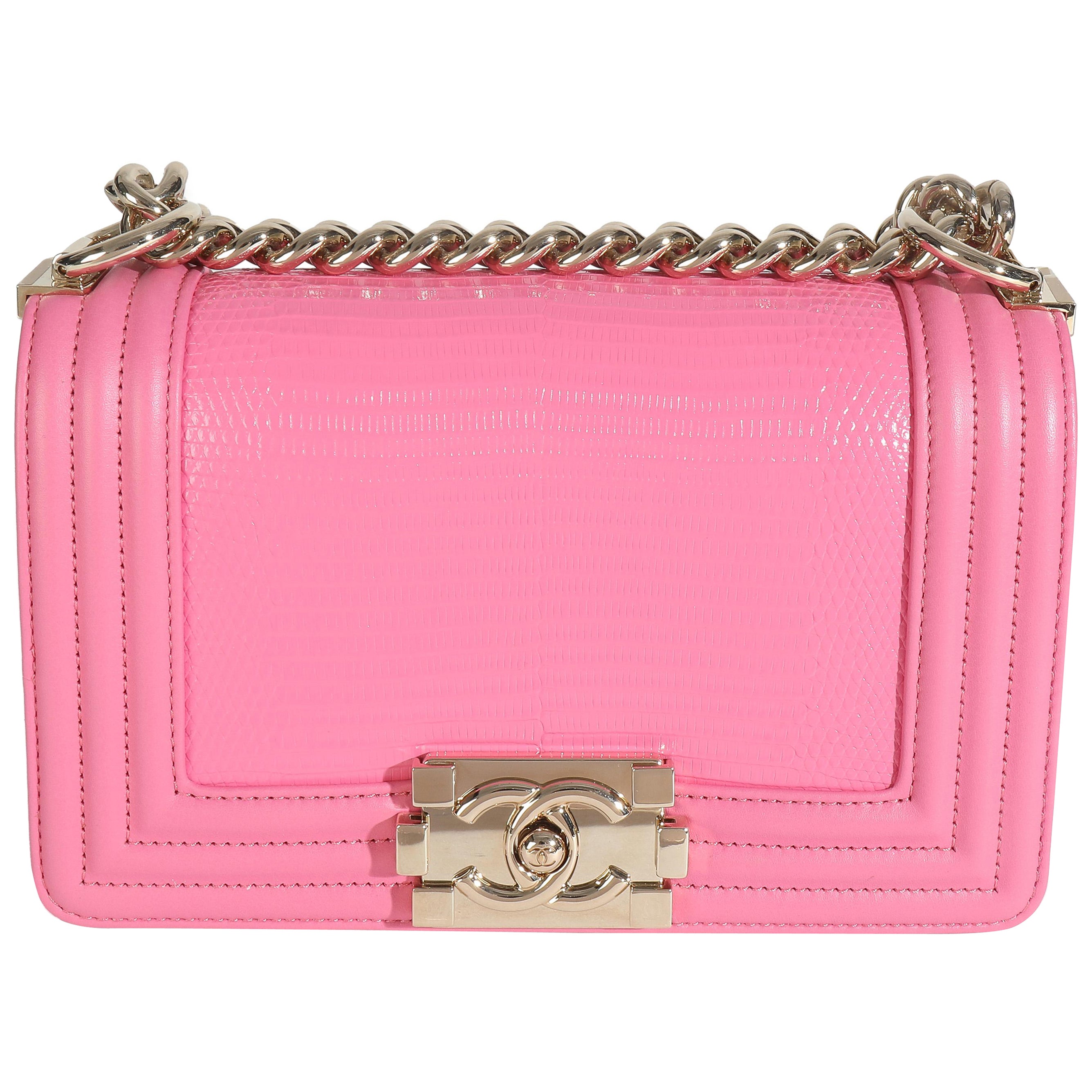Chanel - Petit sac à main en lézard d
agneau rose