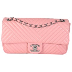 Borsa Chanel media CC Crossing Flap in pelle d'agnello rosa