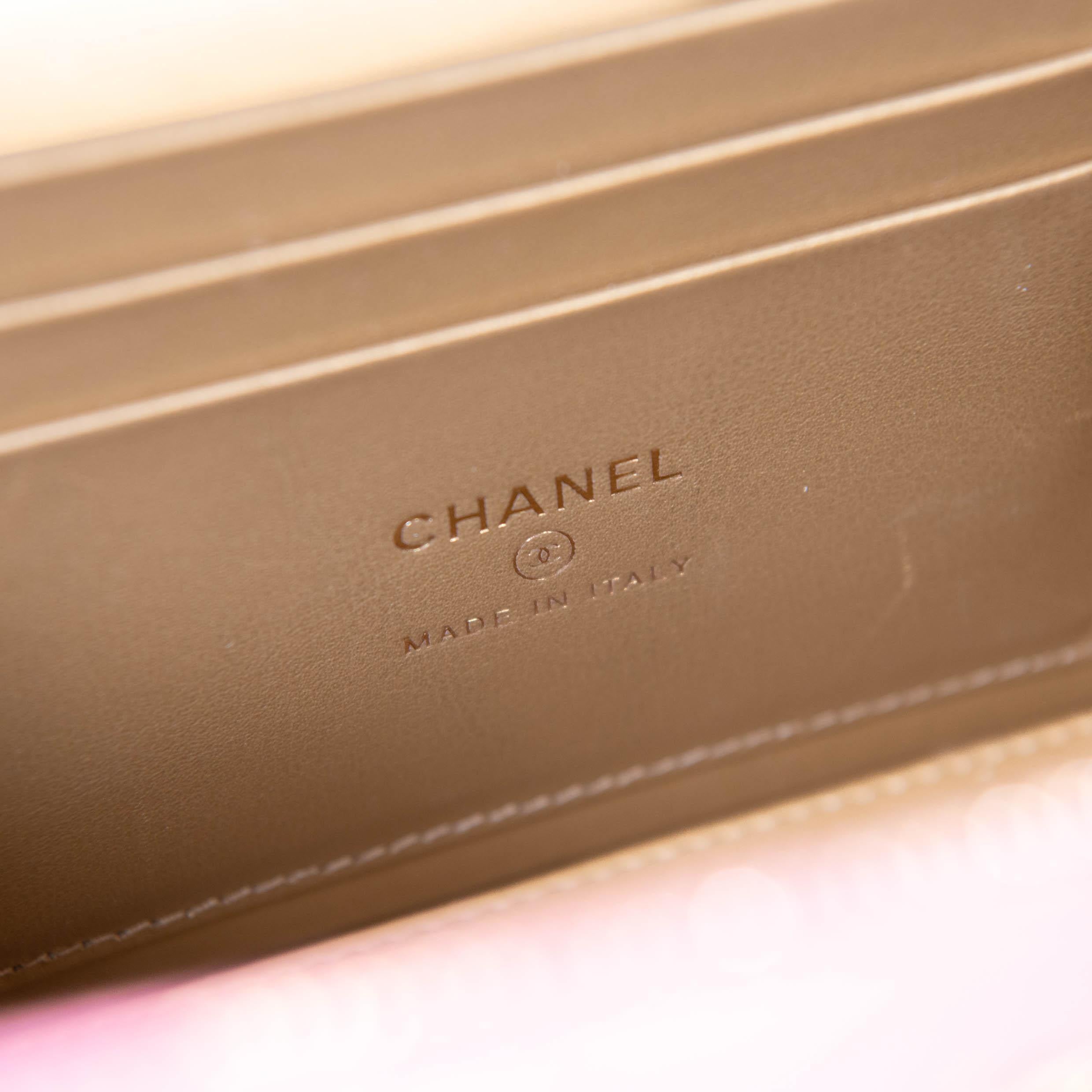 Chanel  Pink Lambskin Quilted Small Pearl Crush Vanity Case With Chain 5