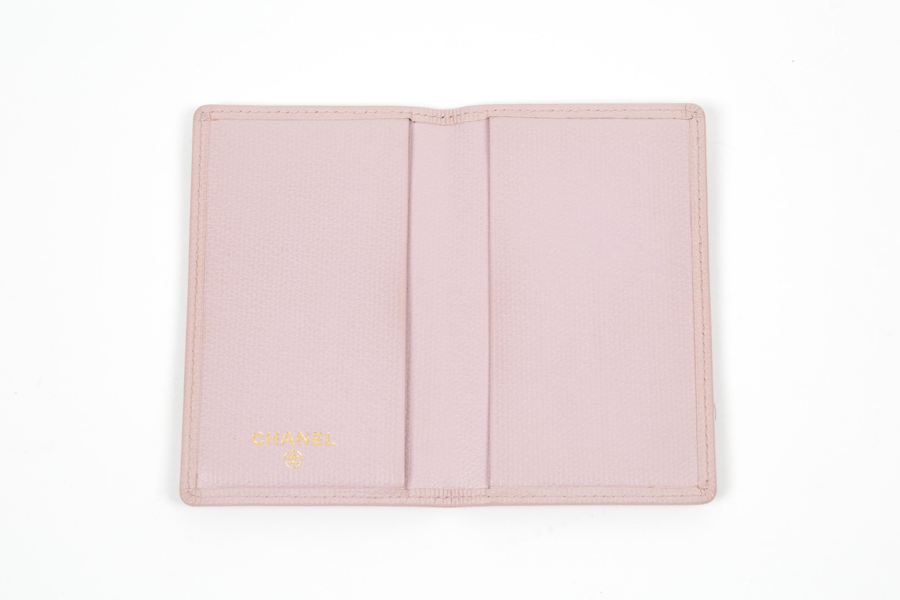 Women's Chanel Pink Leather Card Holder For Sale