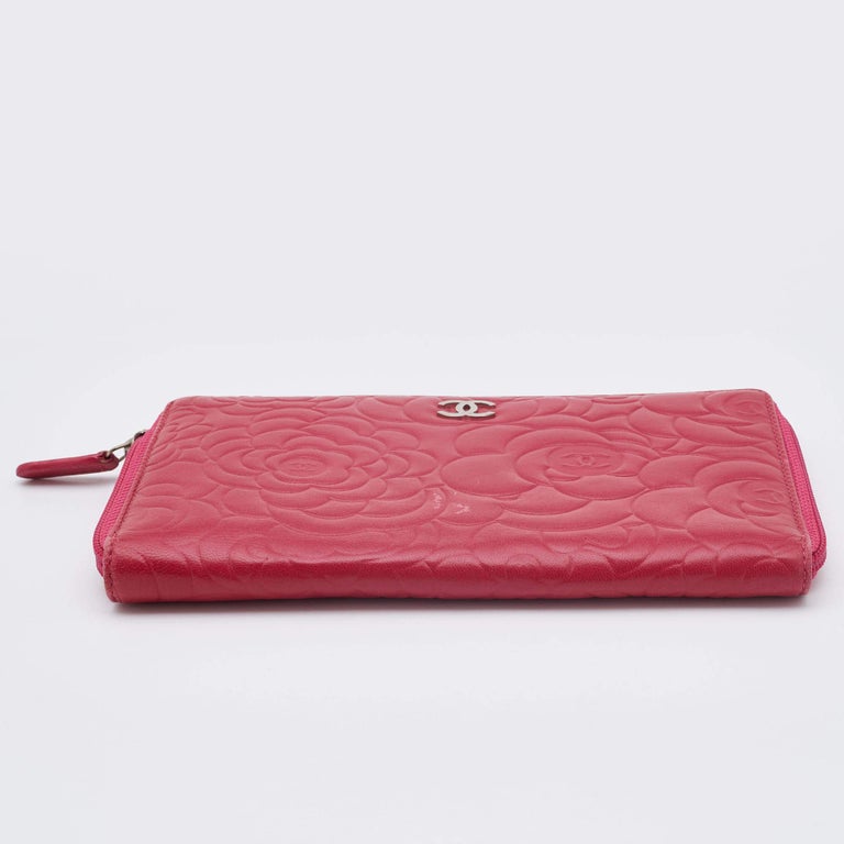 Chanel Pink Leather CC Camellia Zip Around Wallet Organizer Chanel